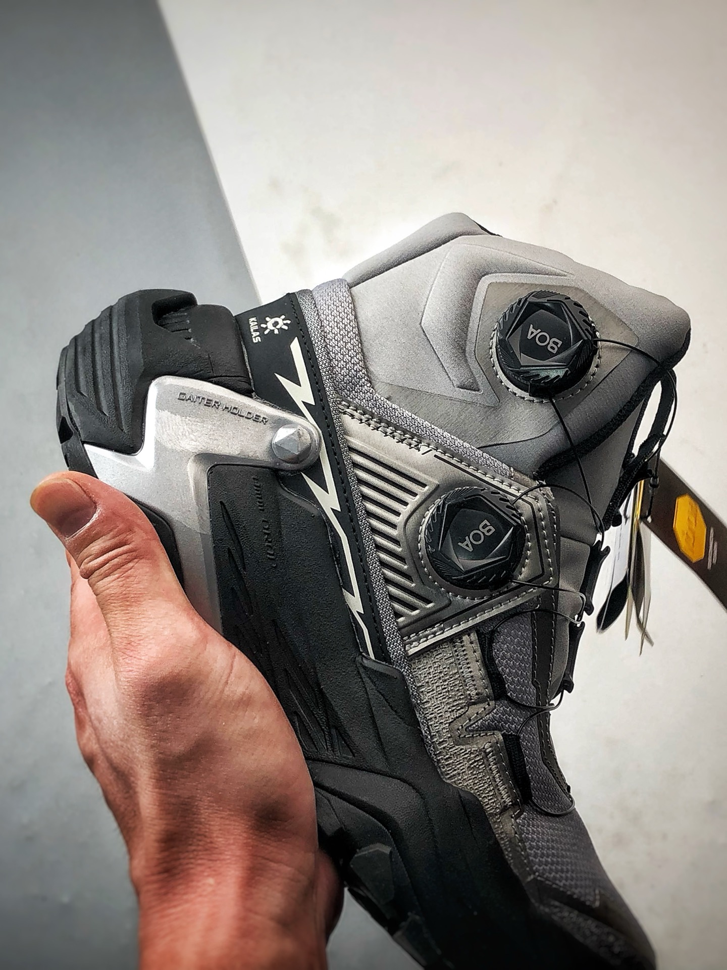 KAIL未来之YAN GTX HIGH 钛合金灰 运动高帮户外登山防水防滑轻量徒步鞋