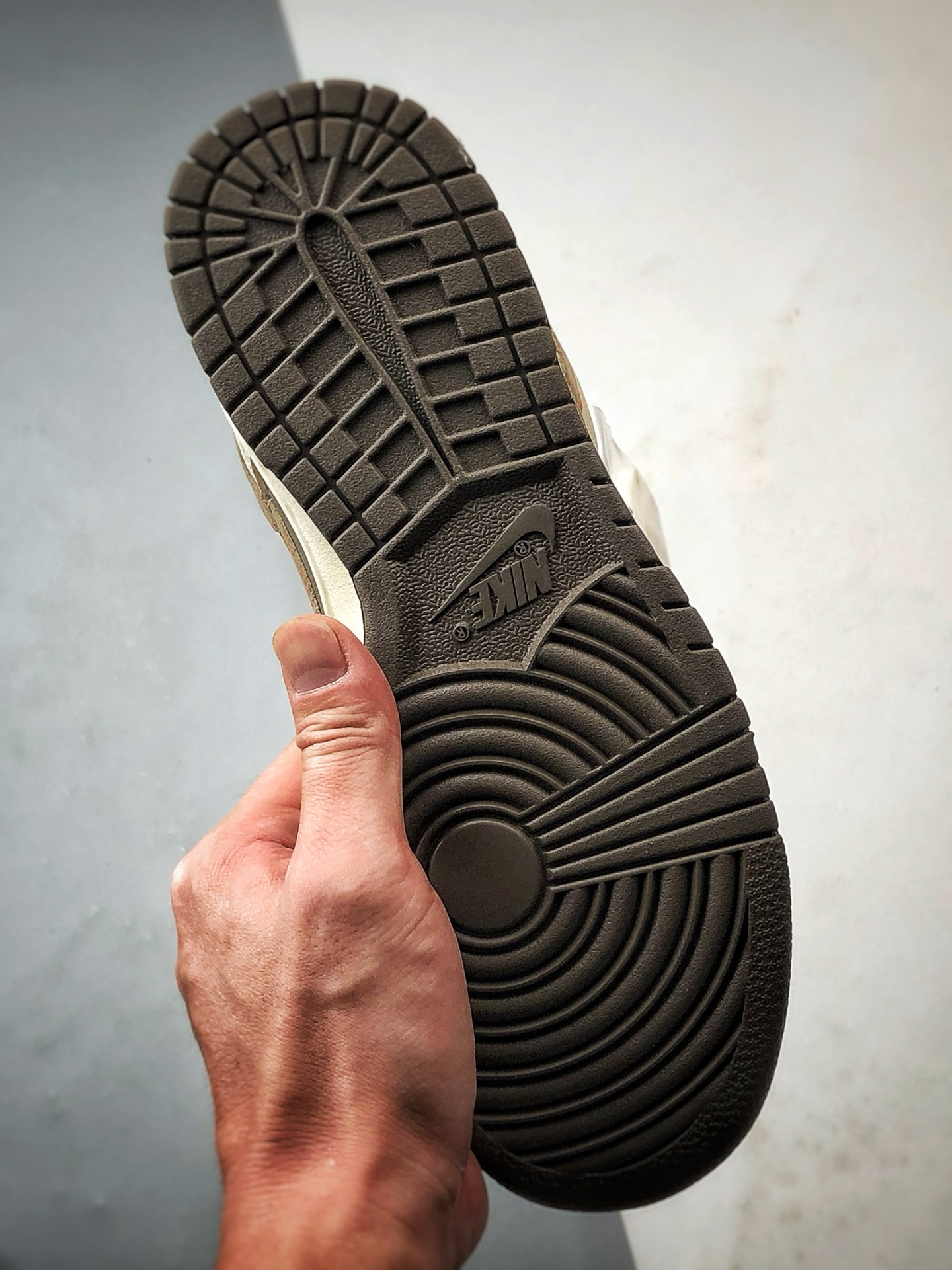 NK Dunk Low Retro ”DIY高端定制” Sup弹幕米白棕 低帮休闲运动板鞋 DG1988-012