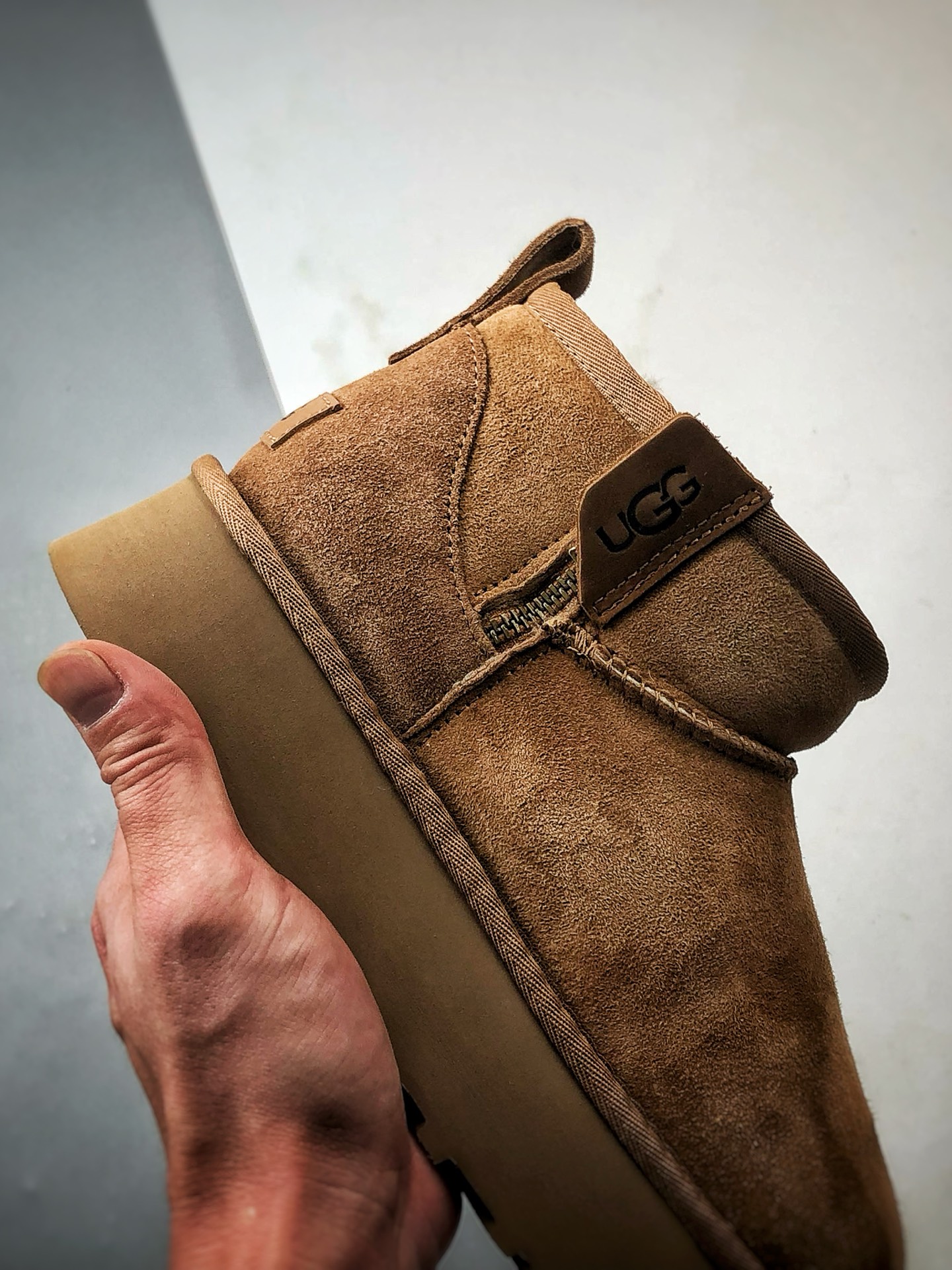 UGG Mini Zipper 栗色 新款厚底短筒侧拉链雪地靴 1178011-CHE UGG Mini Zipper 栗色 新款厚底短筒侧拉链雪地靴 1178011-CHE