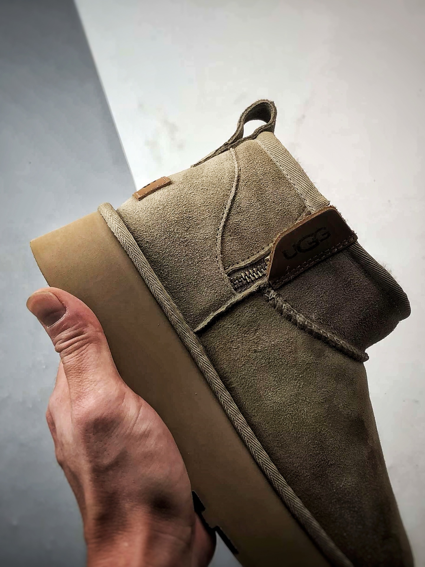 UGG Mini Zipper 羚羊棕 新款厚底短筒侧拉链雪地靴 1178011-ALP UGG Mini Zipper 羚羊棕 新款厚底短筒侧拉链雪地靴 1178011-ALP