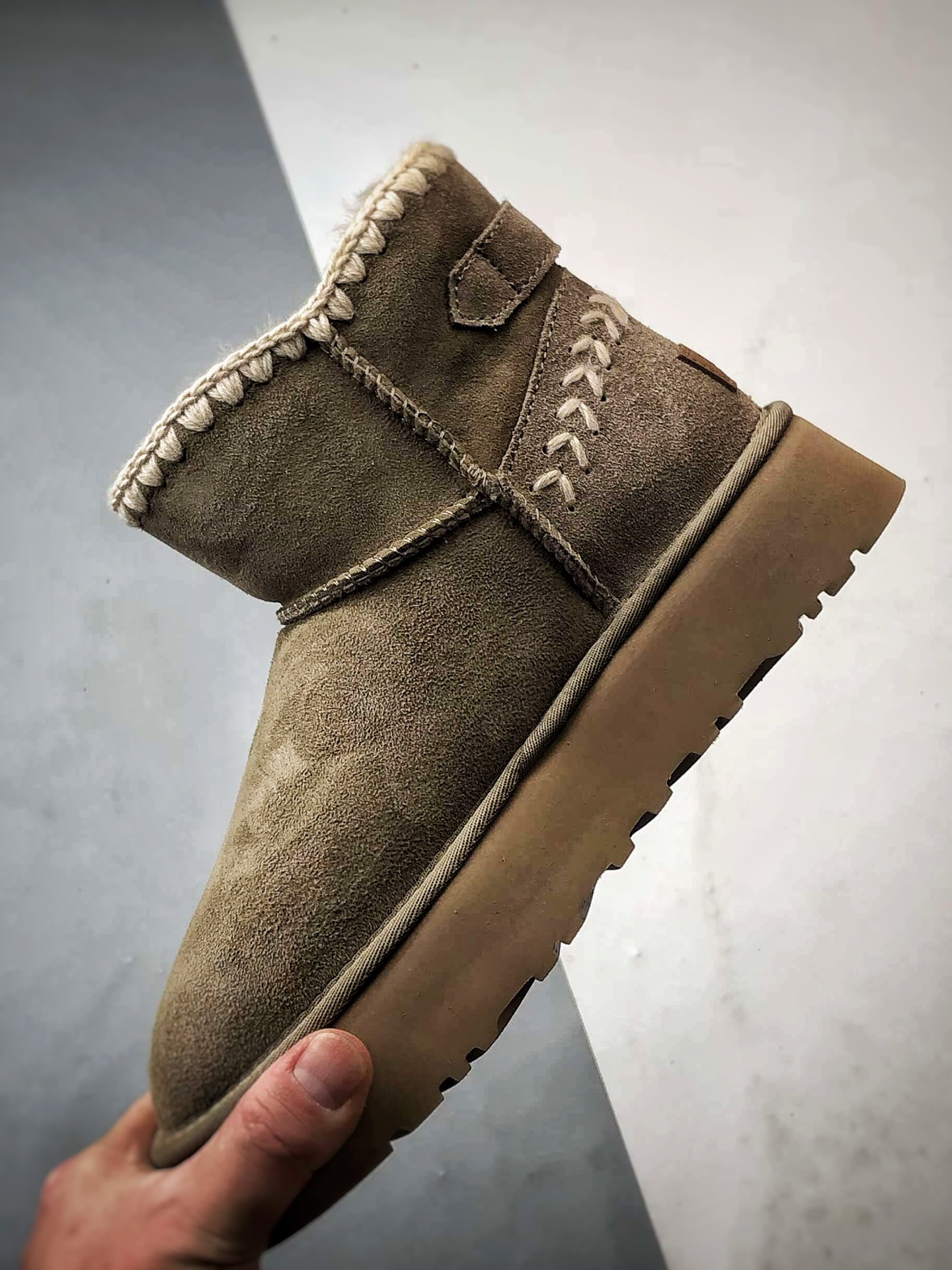 UGG Braided Wood 羚羊棕 新款厚底侧边编织扣雪地靴 1150817-ALP