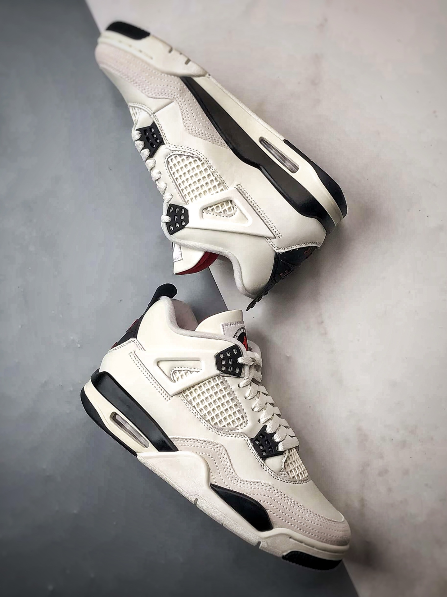 Air Jordan 4 Retro ”Flight Club” Sail/Black-University Red 飞行俱乐部白黑 IM4002-100