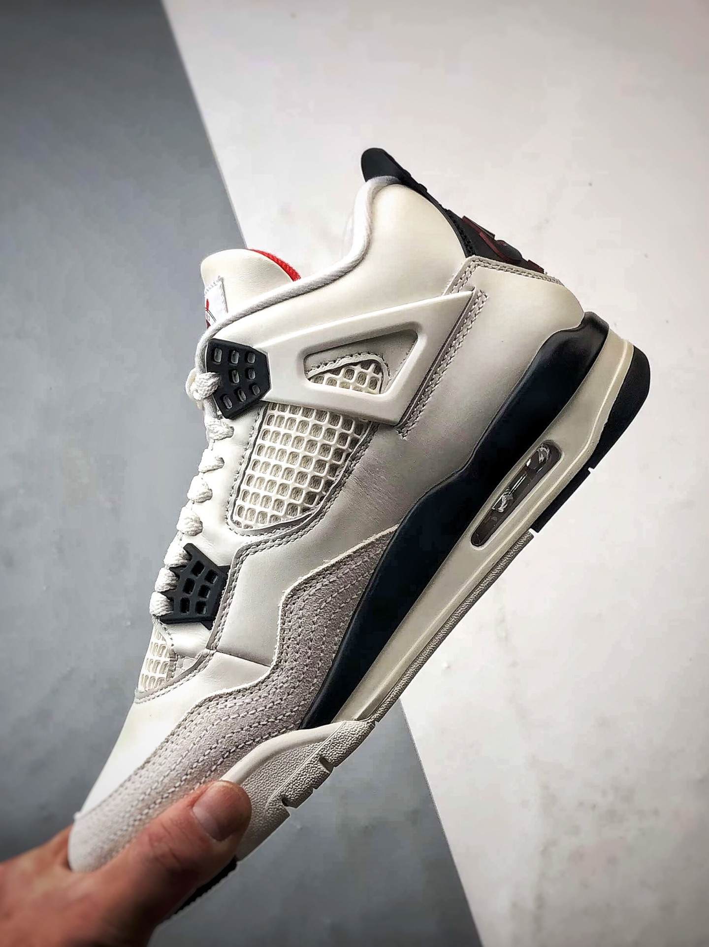 Air Jordan 4 Retro ”Flight Club” Sail/Black-University Red 飞行俱乐部白黑 IM4002-100