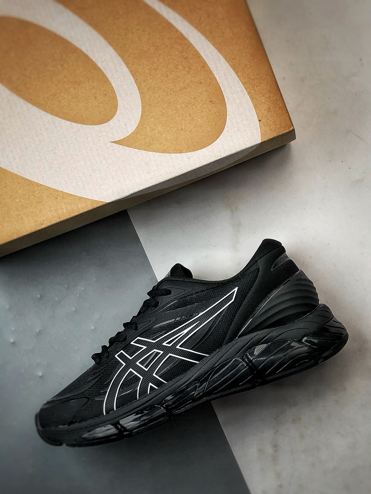 Asics Gel-Quantum 360 8 黑色 亚瑟士量子系列硅胶回弹休闲运动跑步鞋 1203A305-001 Asics Gel-Quantum 360 8 黑色 亚瑟士量子系列硅胶回弹休闲运动跑步鞋 1203A305-001