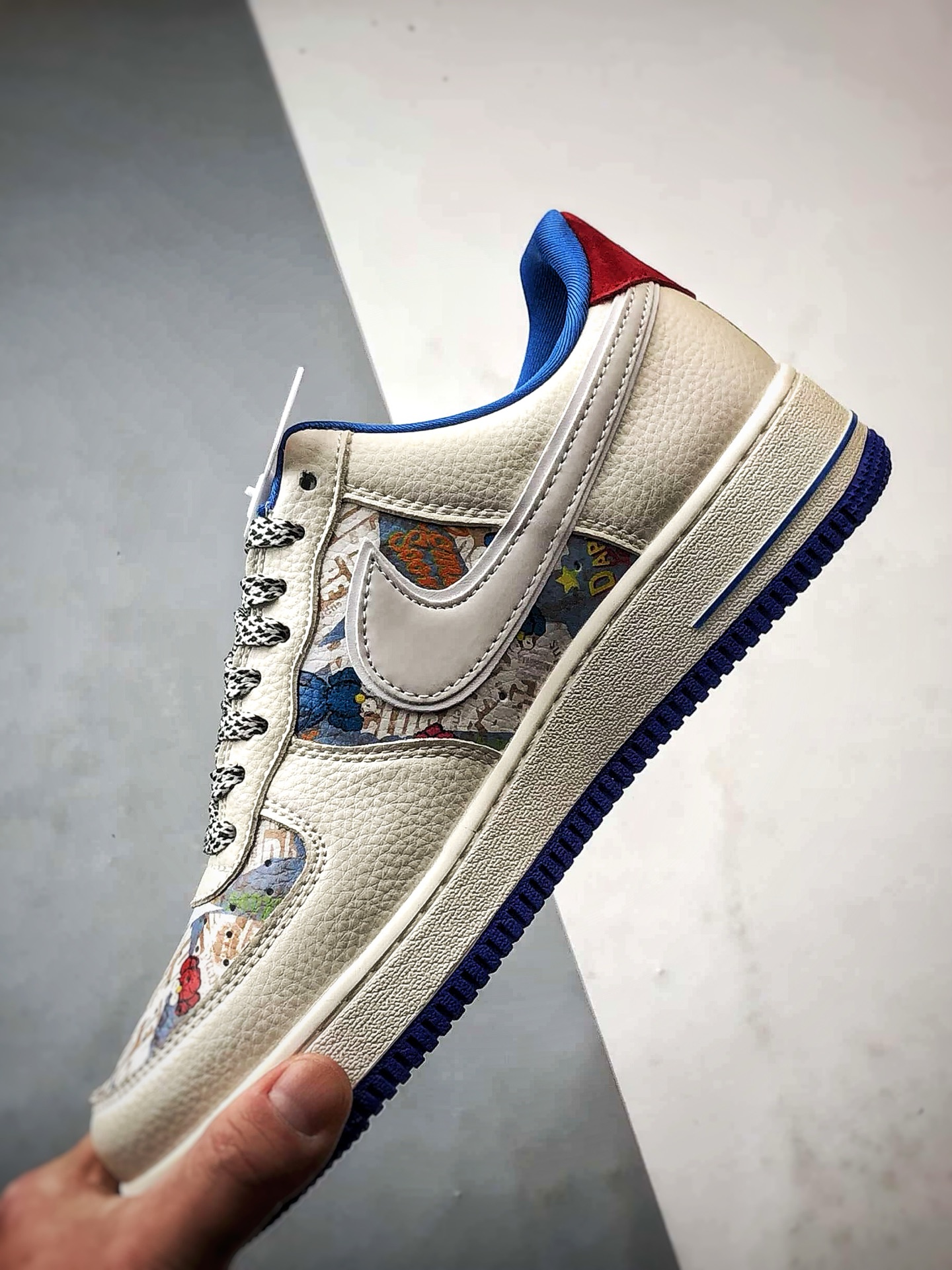 Kaws x Air Force 1 Low 涂鸦米蓝红 SY1388-017