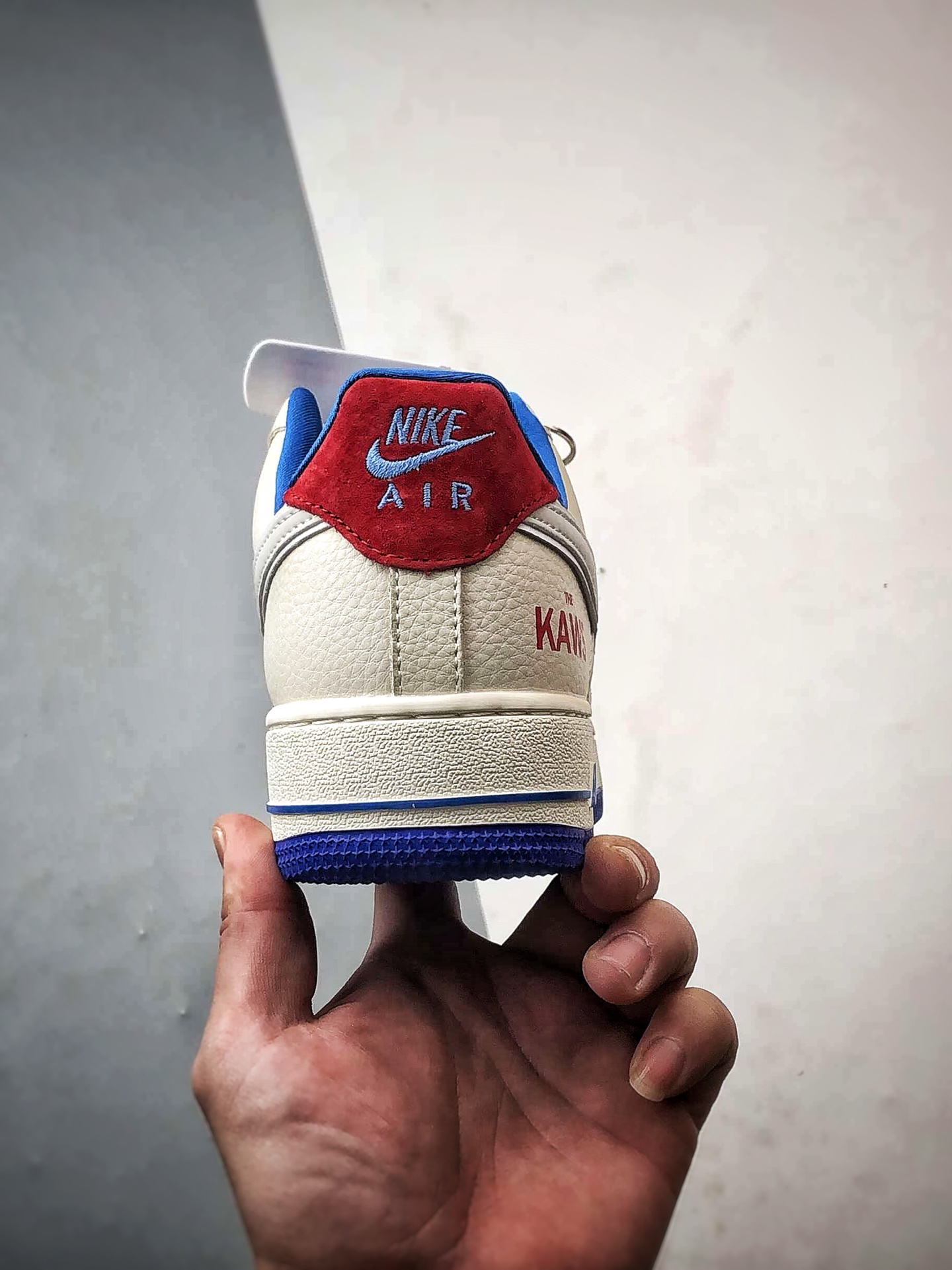 Kaws x Air Force 1 Low 涂鸦米蓝红 SY1388-017