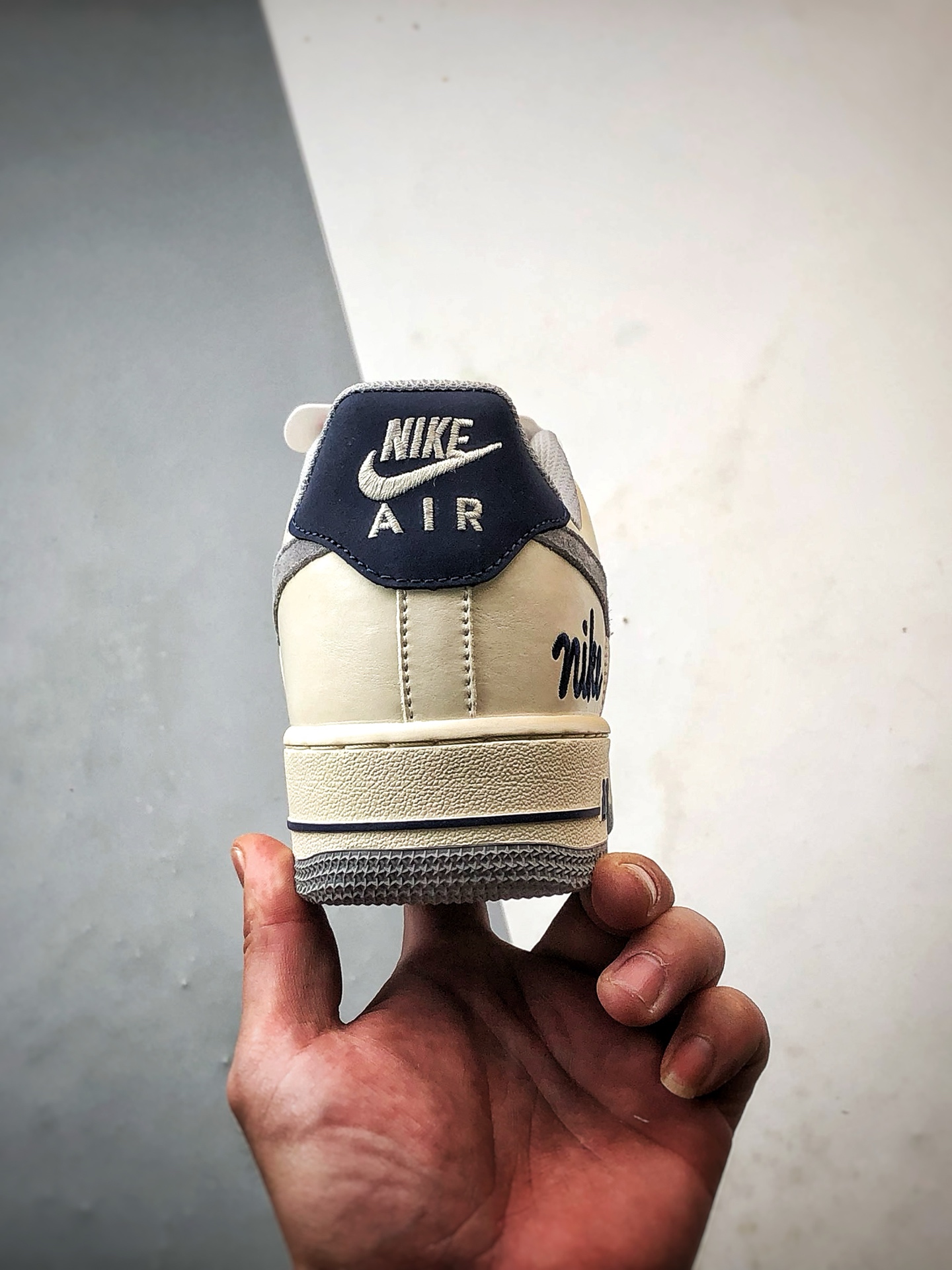 Air Force 1 Low 米灰藏蓝 NH0601-581