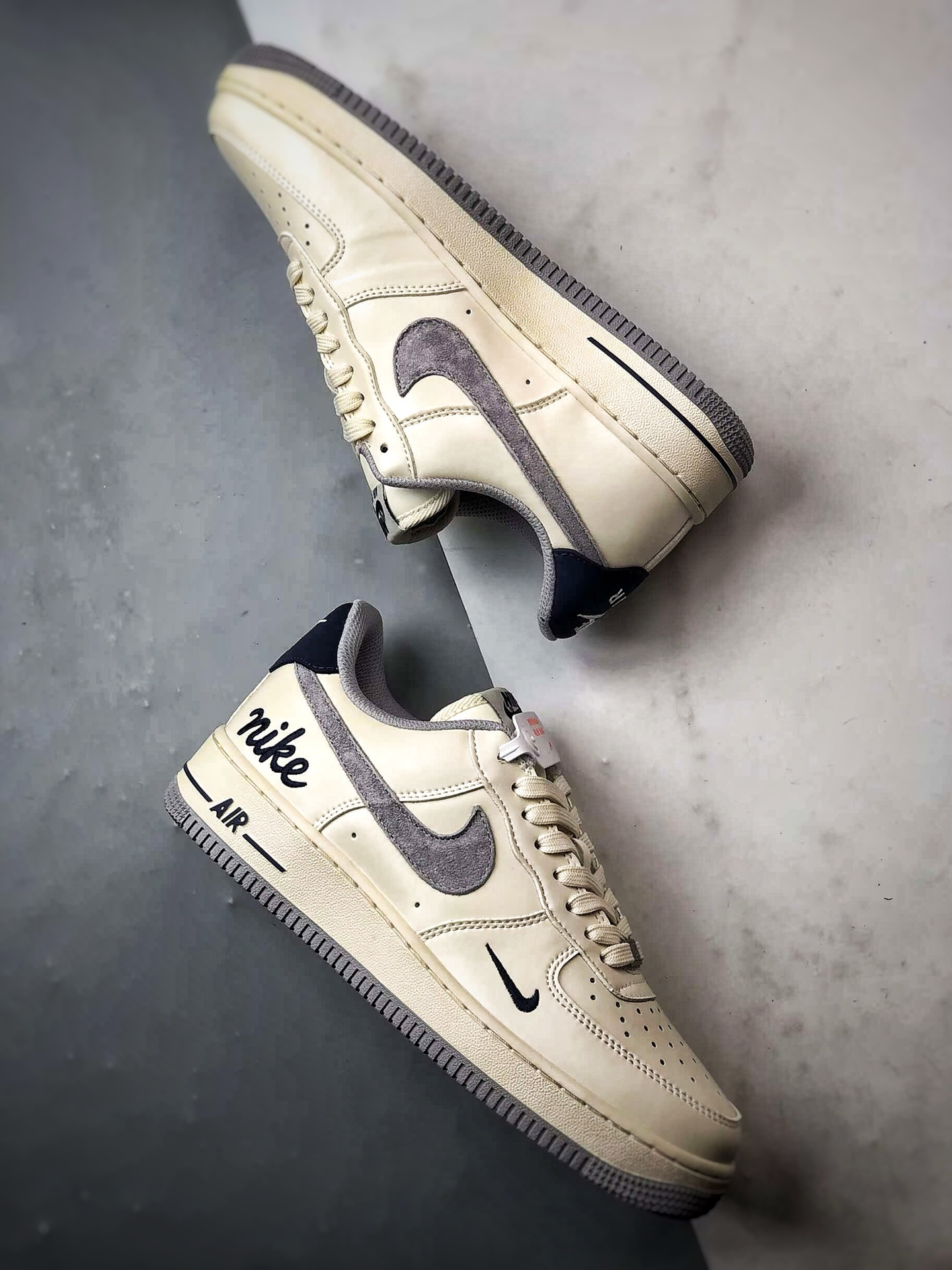 Air Force 1 Low 米灰藏蓝 NH0601-581