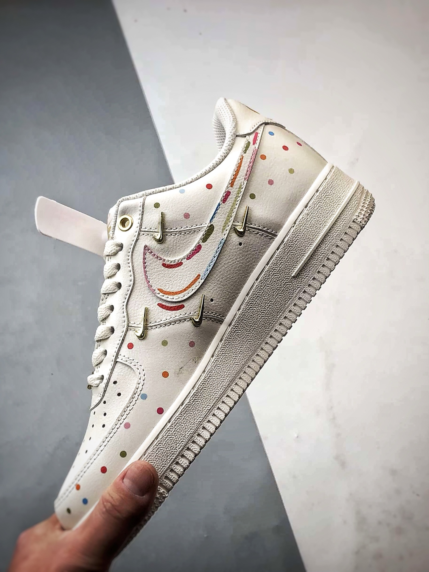 定制球鞋Air Force 1 Low 波点笑脸 米金四小钩 经典休闲运动板鞋 ZH0316-151