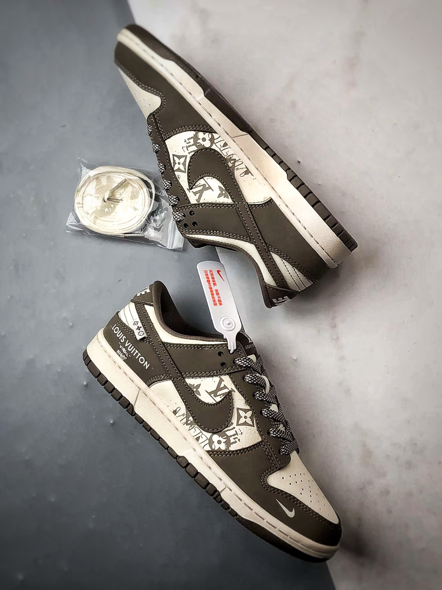 290 NK Dunk Low Retro ”DIY高端定制” LV涂鸦米白棕 低帮休闲运动板鞋 XD1588-239