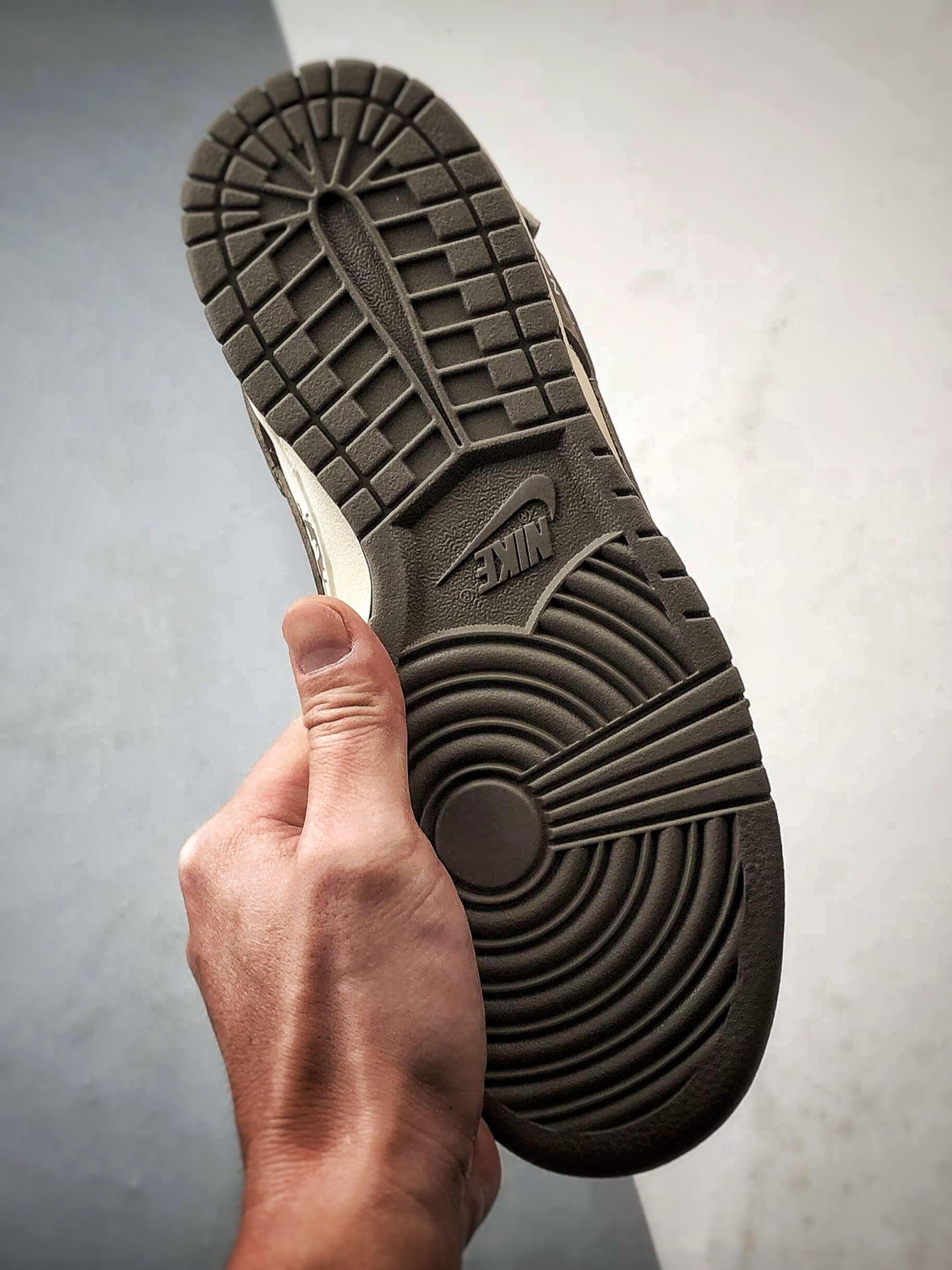 290 NK Dunk Low Retro ”DIY高端定制” LV涂鸦米白棕 低帮休闲运动板鞋 XD1588-239