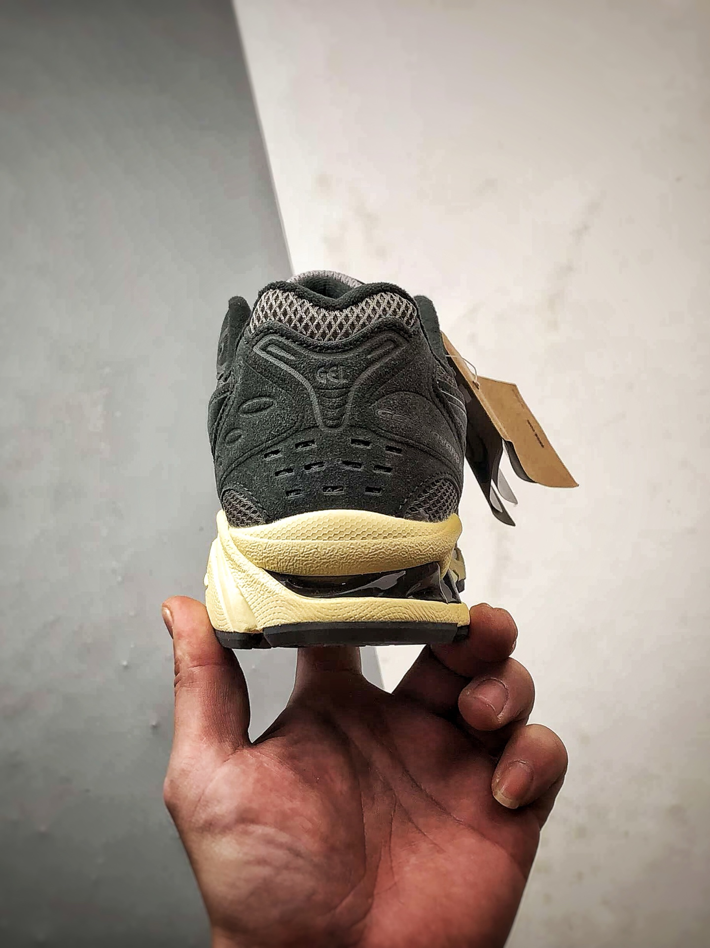 180 Asics Gel-Kayano 14 灰色 亚瑟士14代 纳米纤维气垫百搭休闲运动慢跑鞋 1203A540-020