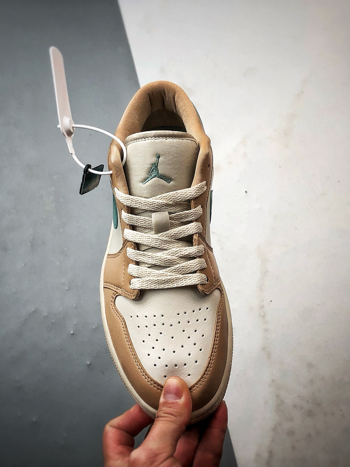 200 Air Jordan 1 Low 浅棕绿 DC0774-130