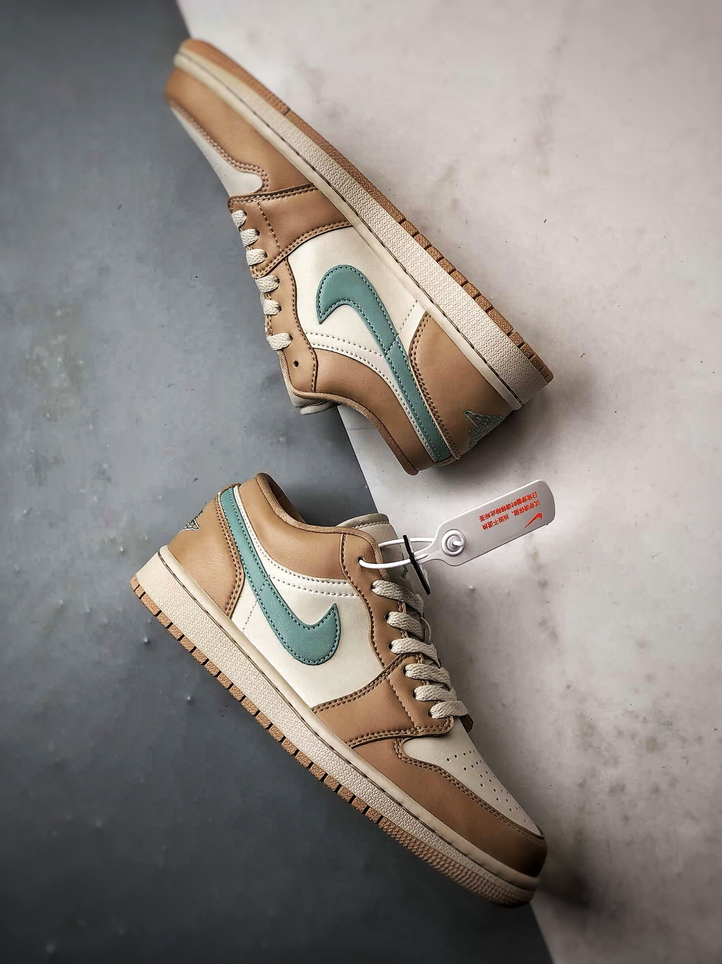 200 Air Jordan 1 Low 浅棕绿 DC0774-130