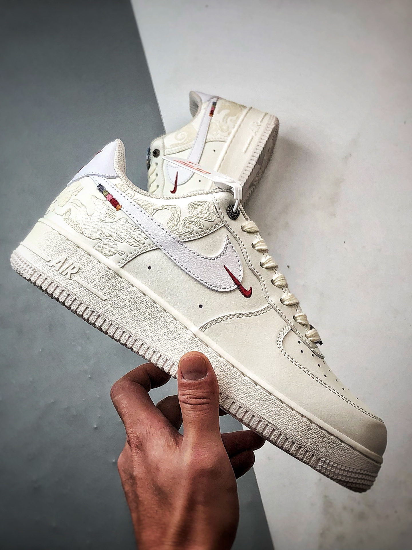 Air Force 1 Low 马年限定米白色 IQ1119-011