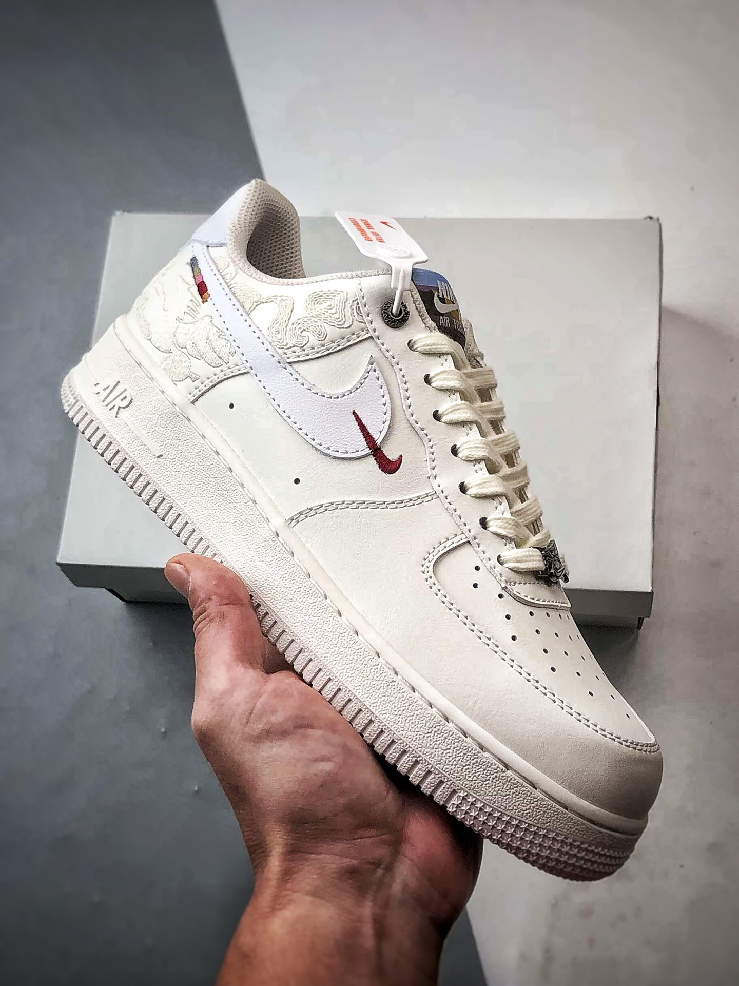 Air Force 1 Low 马年限定米白色 IQ1119-011