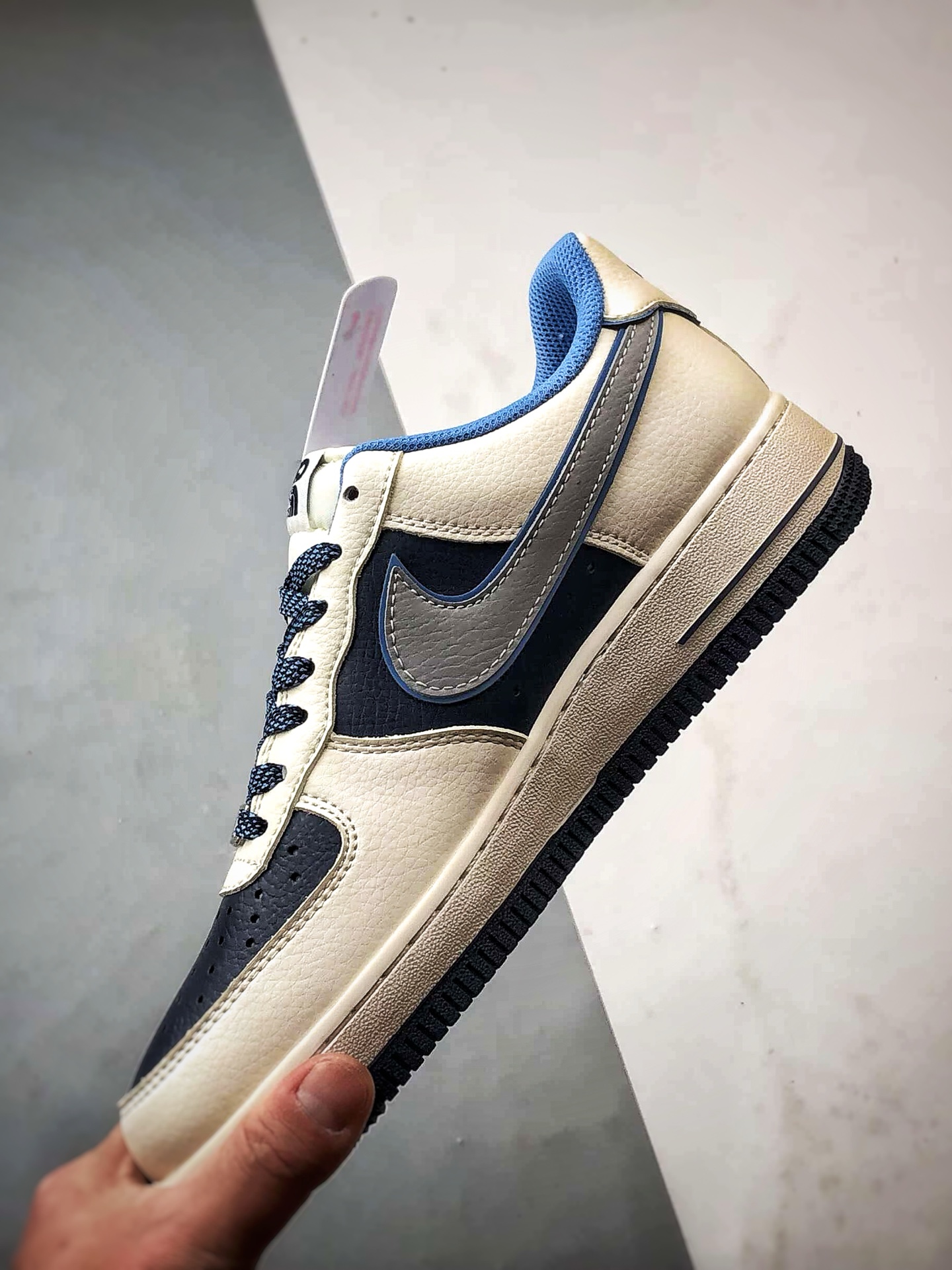 Air Force 1 '07 Low 米蓝灰 JP8048-067
