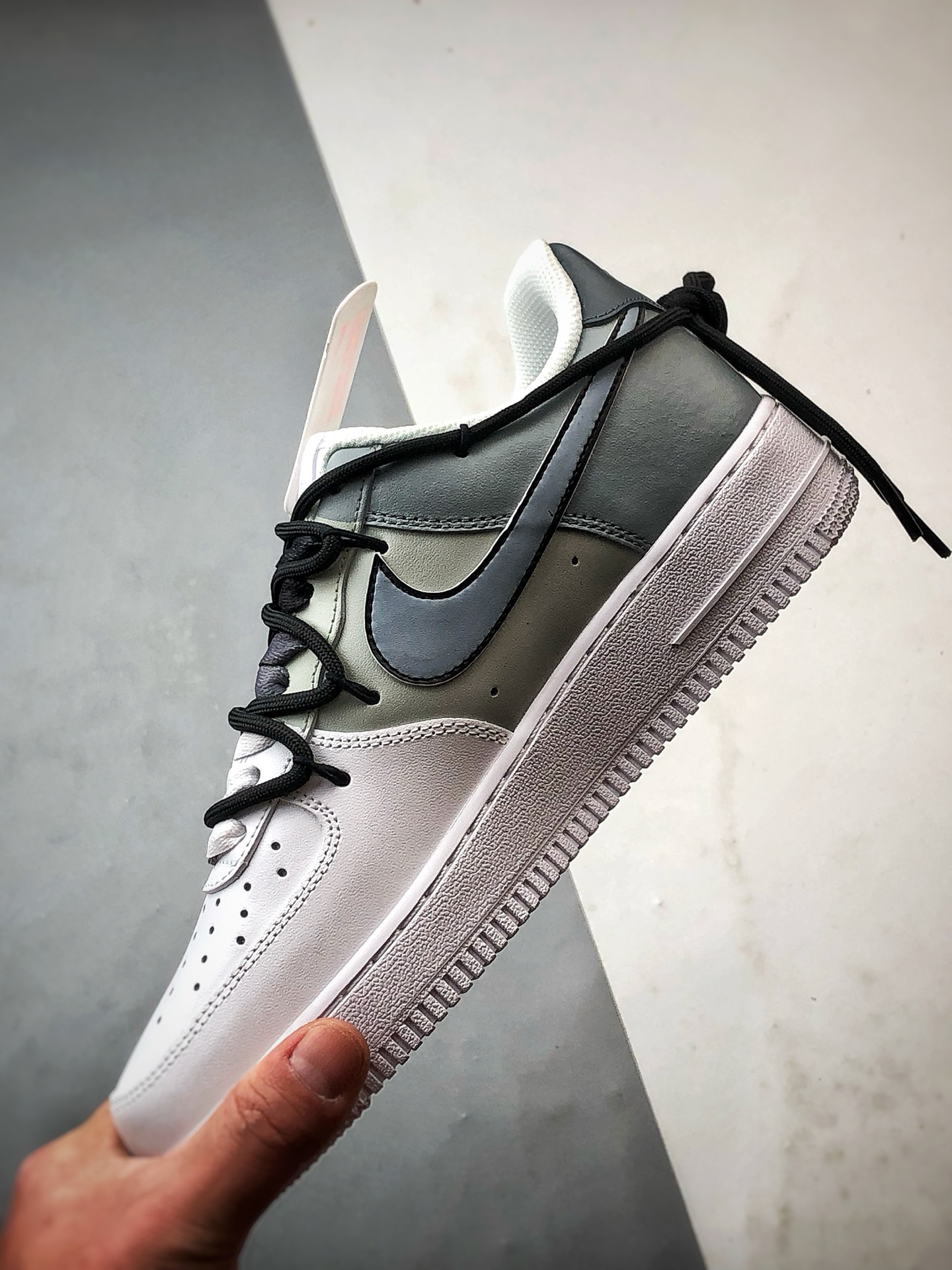 280 定制球鞋Air Force 1 Low 三钩渐变 灰白解构 经典休闲运动板鞋 CW2288-111