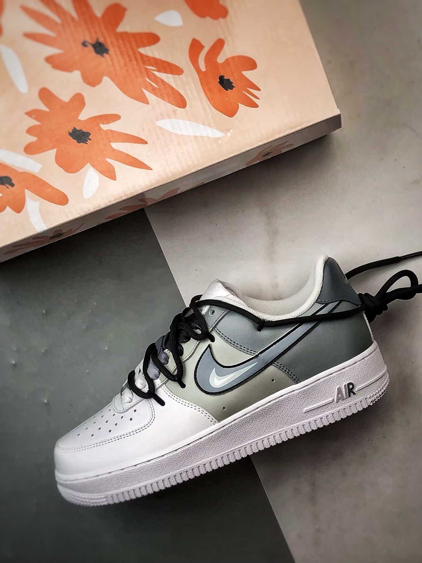 280 定制球鞋Air Force 1 Low 三钩渐变 灰白解构 经典休闲运动板鞋 CW2288-111