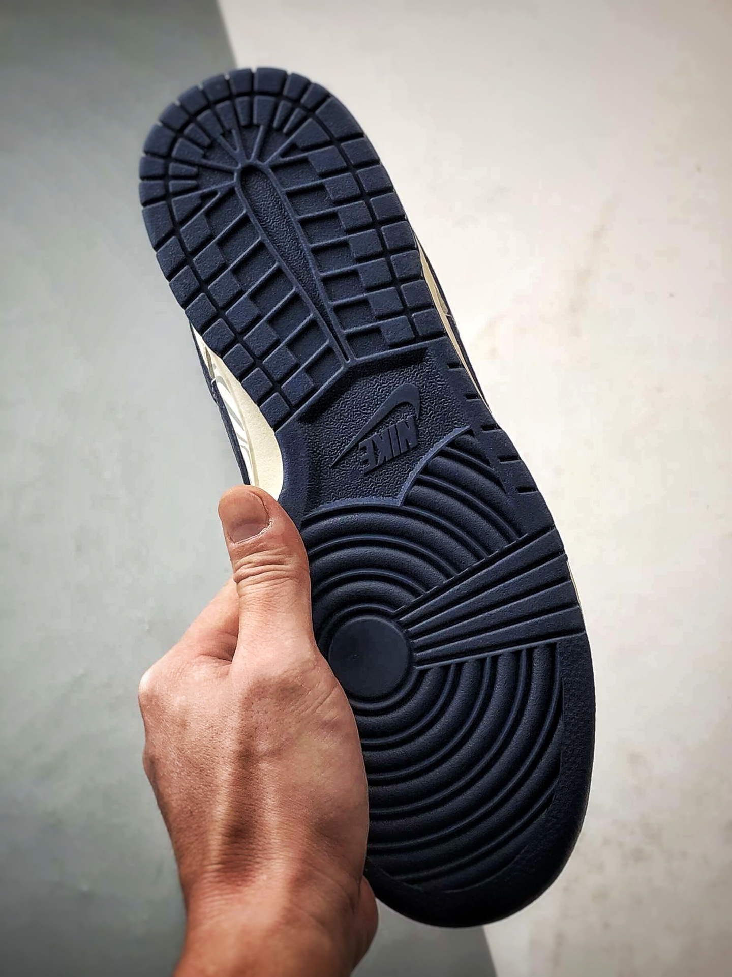 NK Dunk Low Retro ”DIY高端定制” 斯图西米白深蓝 低帮休闲运动板鞋 QW5836-030 NK Dunk Low Retro ”DIY高端定制” 斯图西米白深蓝 低帮休闲运动板鞋 QW5836-030