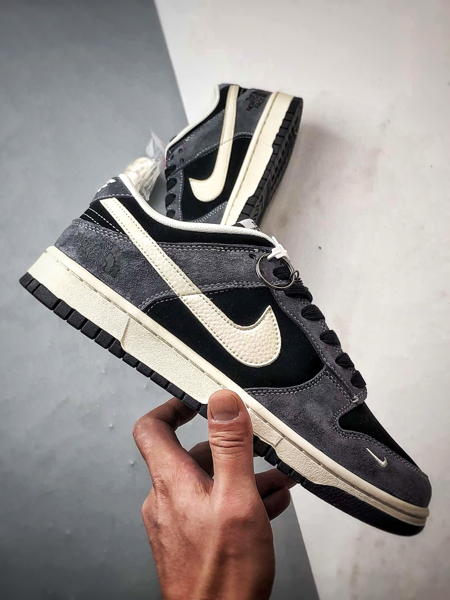 290 NK Dunk Low Retro ”DIY高端定制” 北面黑灰白 低帮休闲运动板鞋 DN3168-006