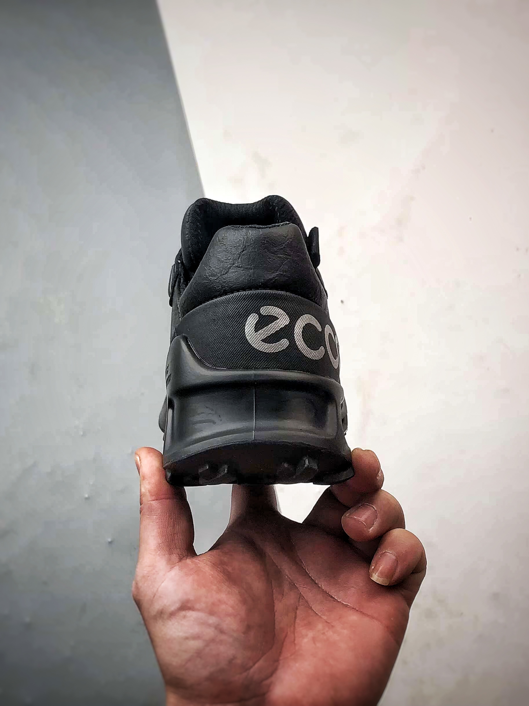 Ecco/爱步 健步BIOM2.1系列 防滑缓震透气运动越野跑步鞋 822854