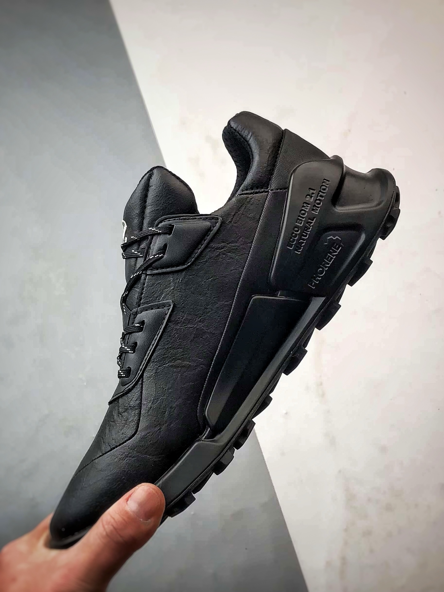 Ecco/爱步 健步BIOM2.1系列 防滑缓震透气运动越野跑步鞋 822854