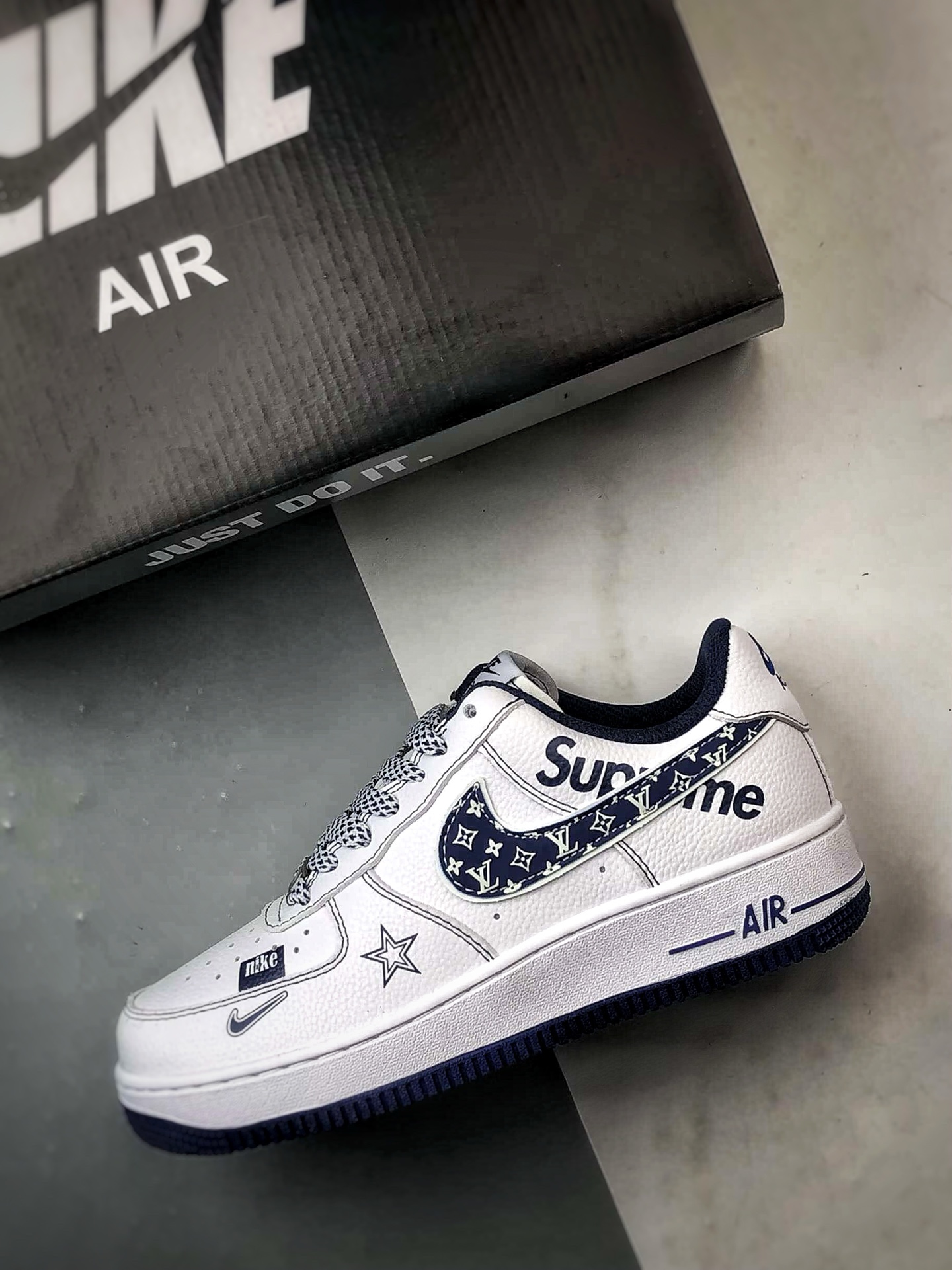 Sup x Air Force 1 Low 涂鸦白蓝 XZ6188-151