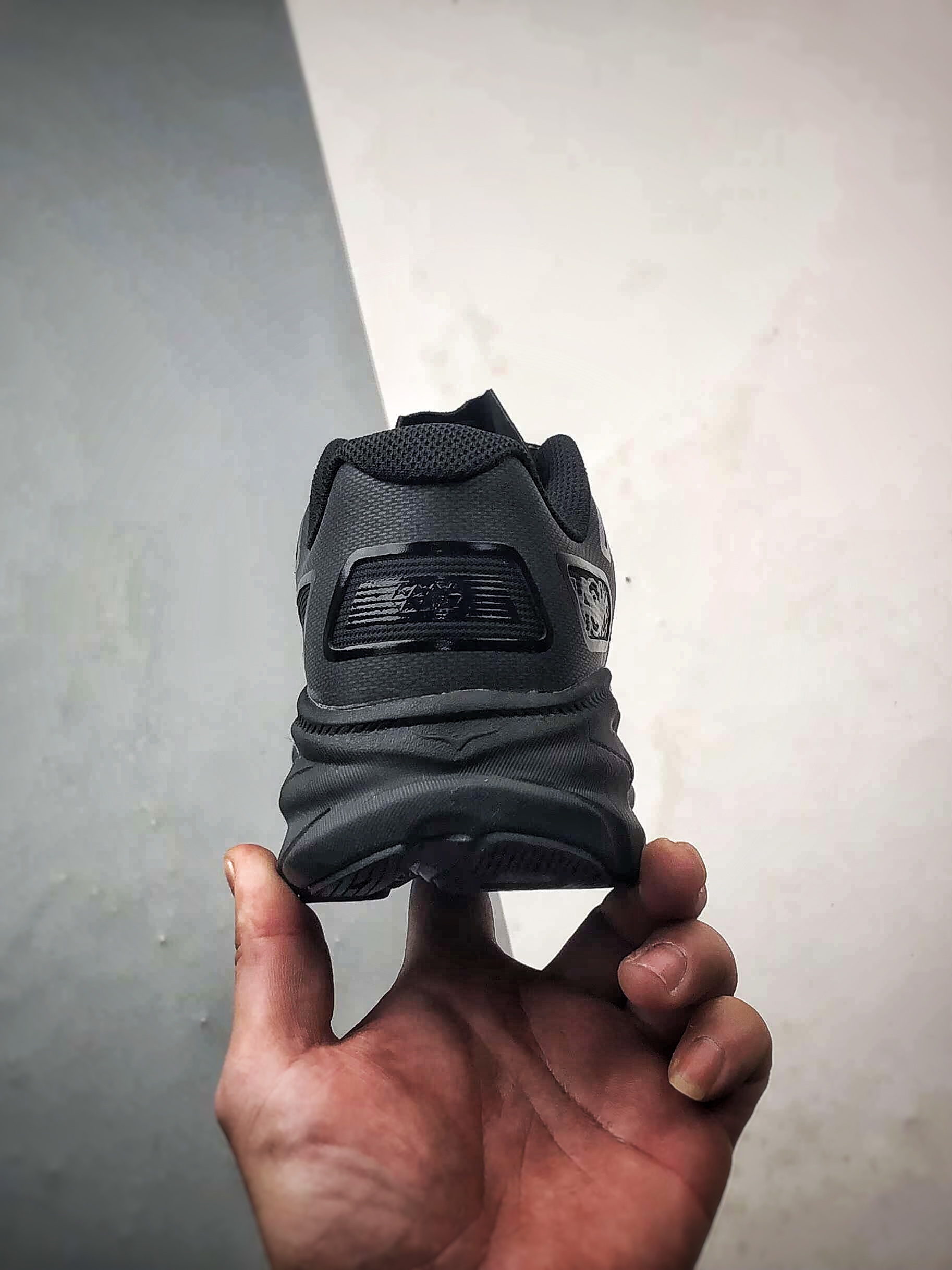 Hoka One One U CliftOne9 黑色 克利夫顿9代厚底网织轻量运动慢跑鞋 1155370-BBNB