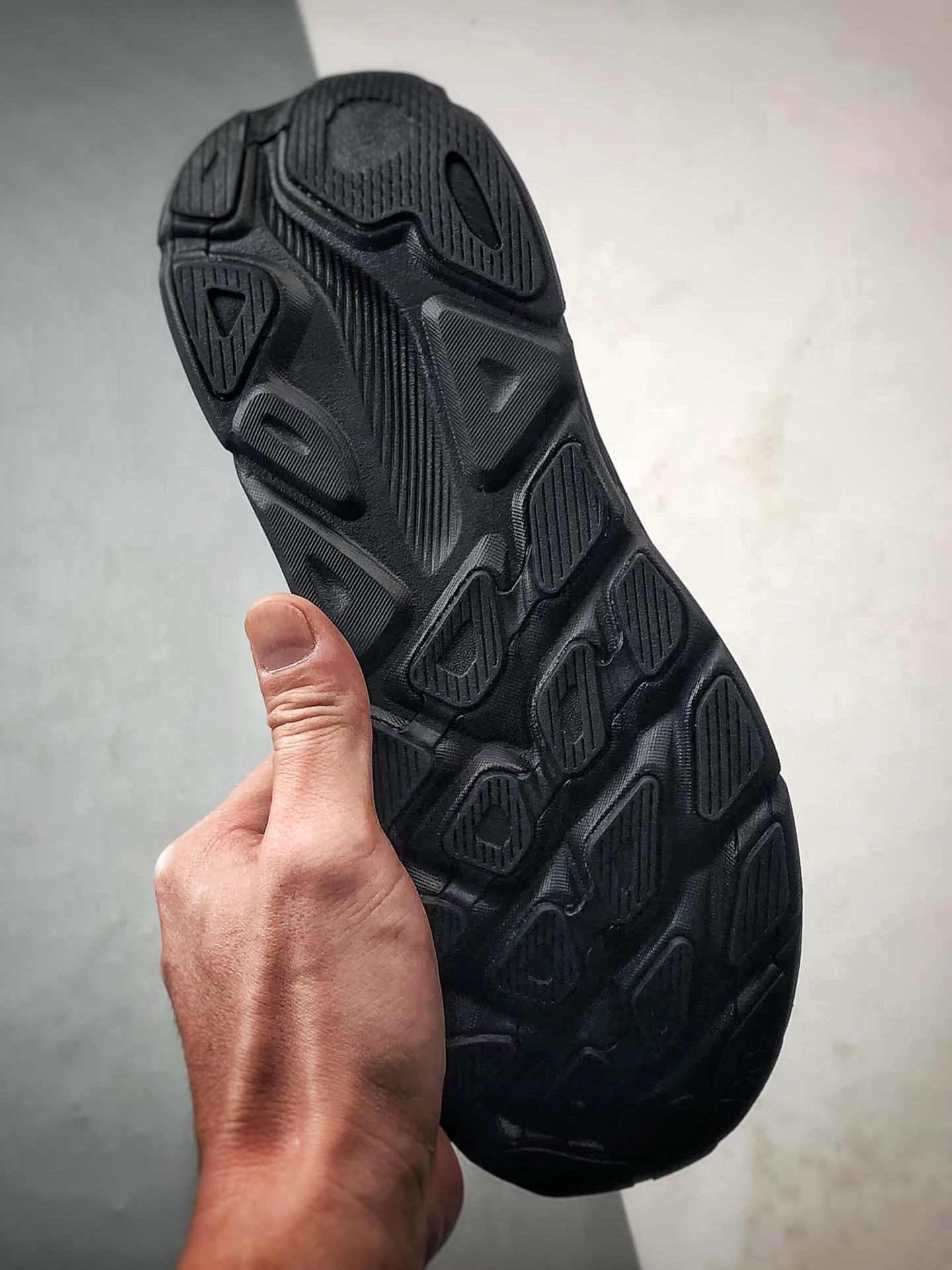 Hoka One One U CliftOne9 黑色 克利夫顿9代厚底网织轻量运动慢跑鞋 1155370-BBNB