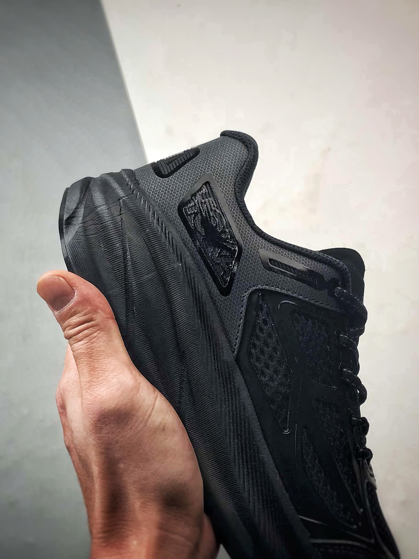 Hoka One One U CliftOne9 黑色 克利夫顿9代厚底网织轻量运动慢跑鞋 1155370-BBNB