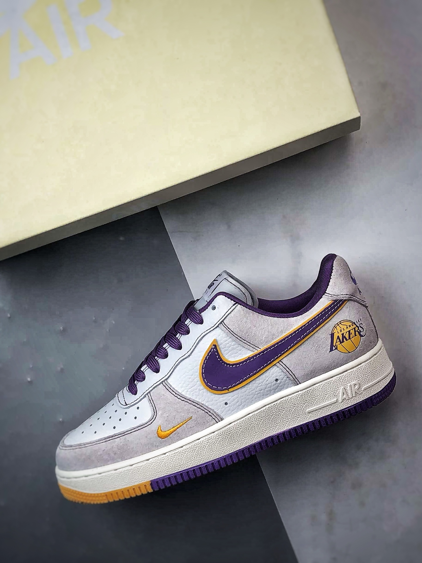 Air Force 1 Low 湖人灰紫黄 SS1979-004