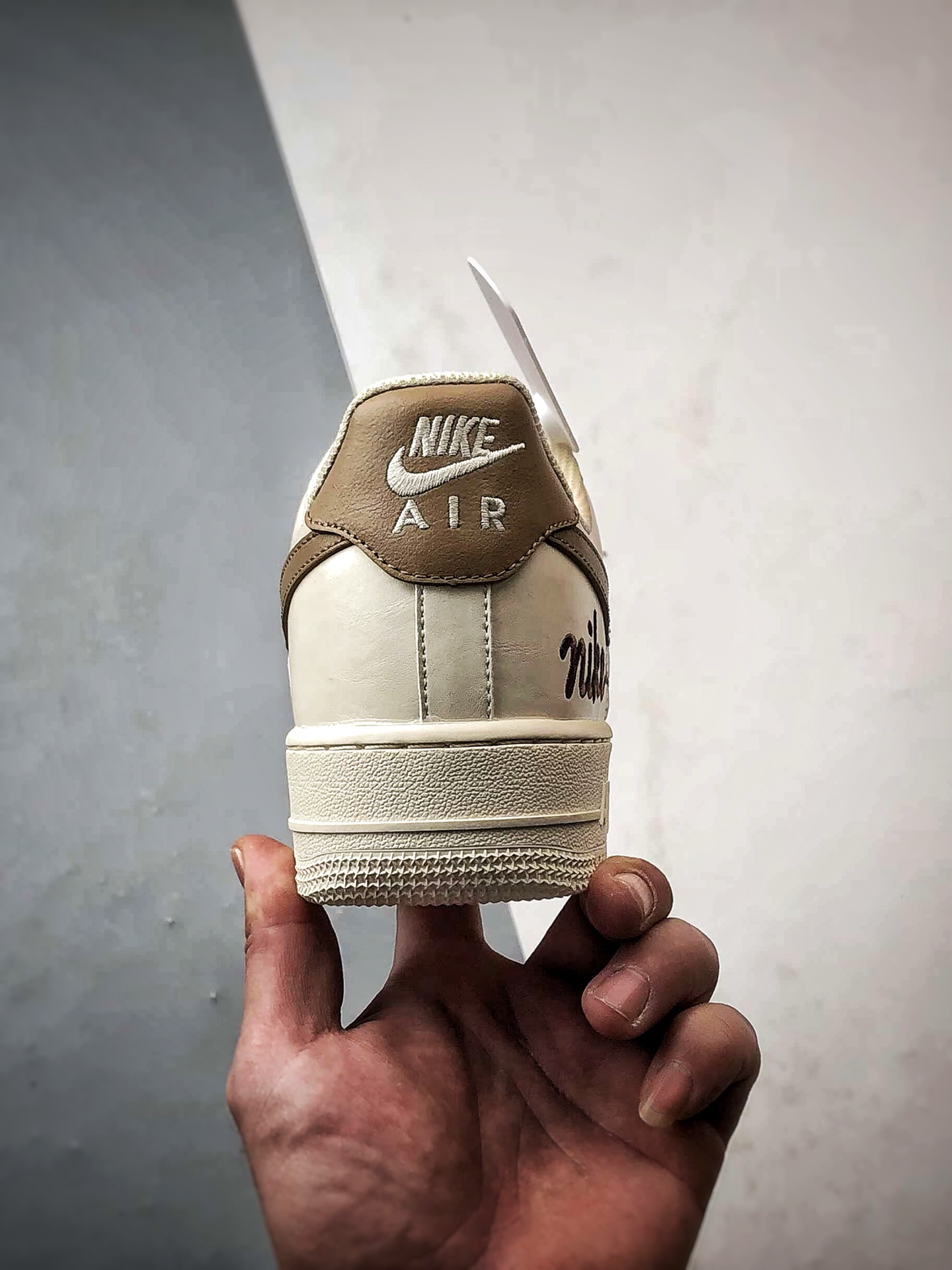 280 Air Force 1 '07 Low 米棕三小钩 NH0601-584-Chinese UA Cheap High Quatity Brand Clothes Bags handbags Sneakers wholesale wholesaler seller from China Factory suppliers Fashion Clothing Shoes best Quality Beautiful Price 280 Air Force 1 '07 Low 米棕三小钩 NH0601-584