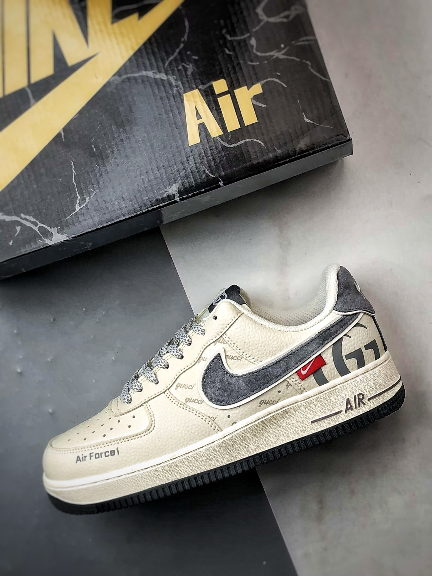 Gucci x Air Force 1 Low 米白灰 XL1982-330 Gucci x Air Force 1 Low 米白灰 XL1982-330