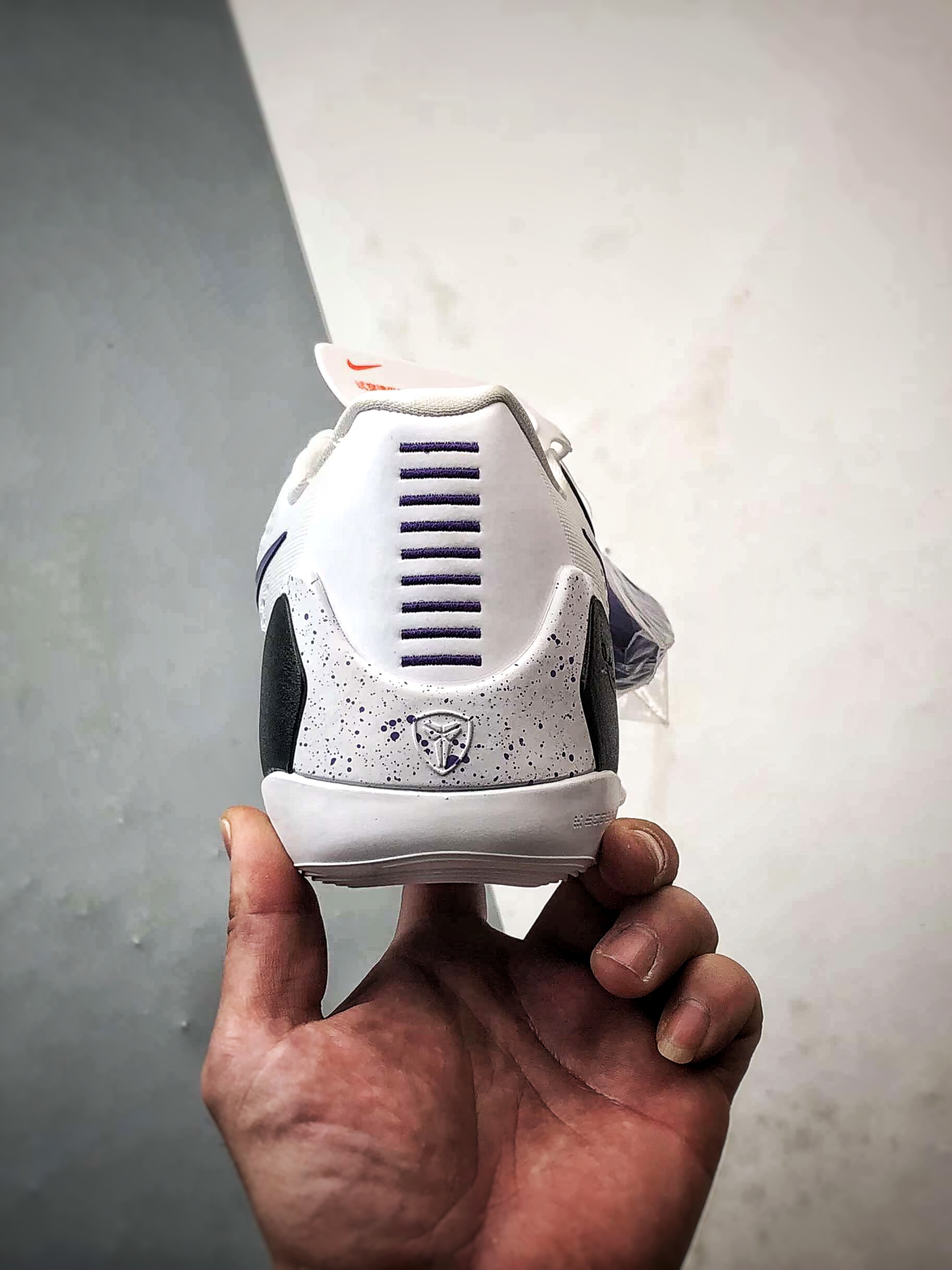 340 NK Kobe 9 Elite Low EM Protro 灭世科比9代 白紫色 IH1401-100-Chinese UA Cheap High Quatity Brand Clothes Bags handbags Sneakers wholesale wholesaler seller from China Factory suppliers Fashion Clothing Shoes best Quality Beautiful Price 340 NK Kobe 9 Elite Low EM Protro 灭世科比9代 白紫色 IH1401-100