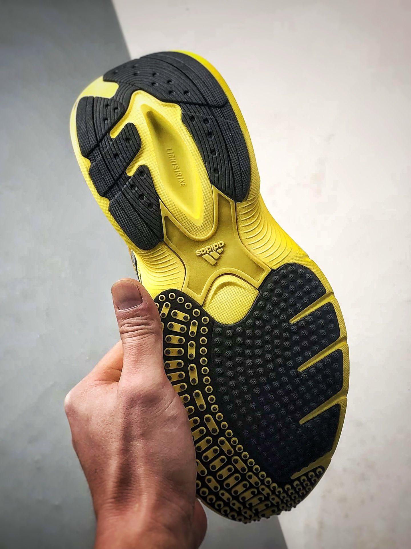 210 AD Adizero Goukana 黄色 复古潮流厚底老爹风运动跑鞋 JP7197