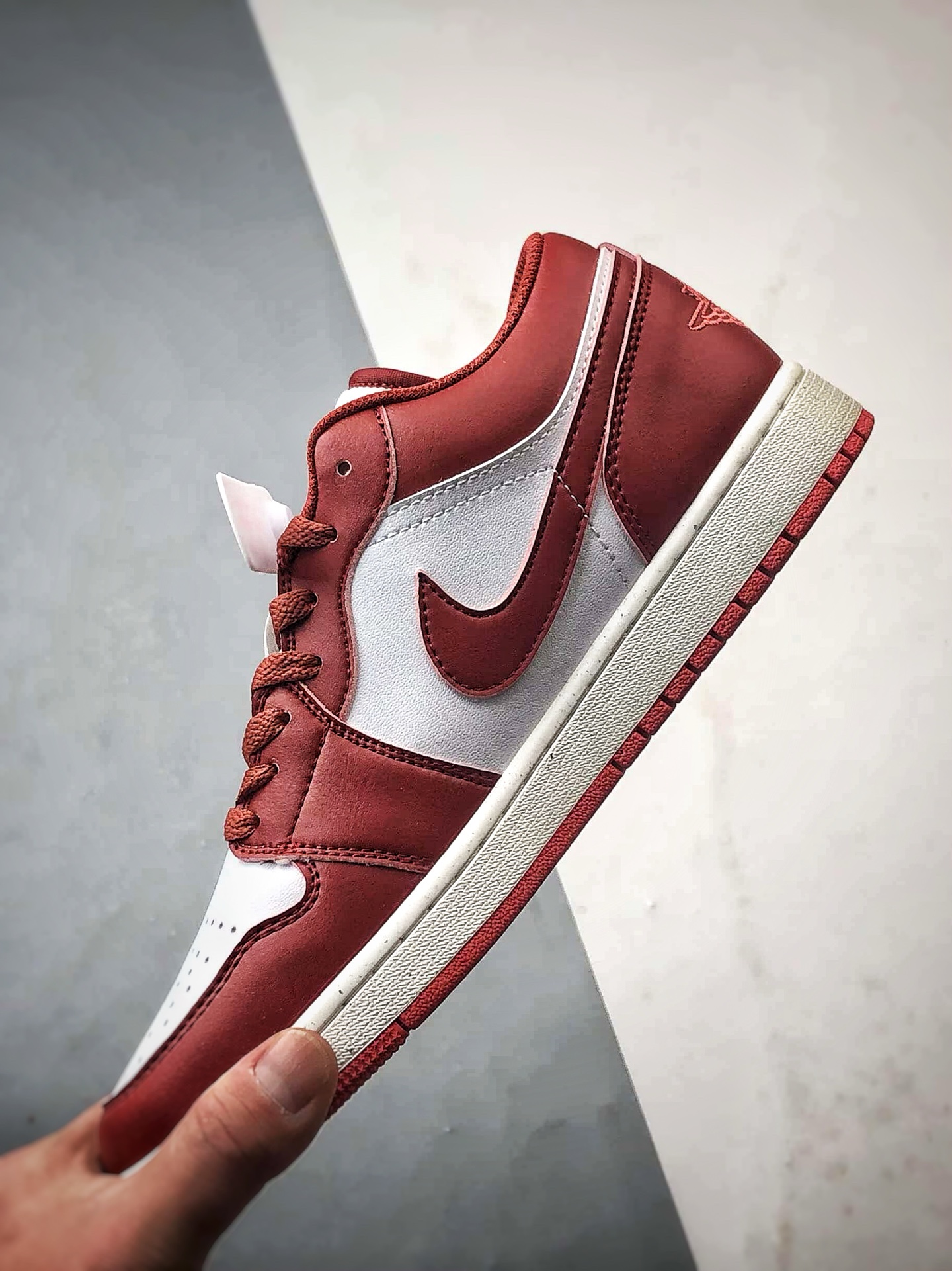 220 Air Jordan 1 Low 沙丘红 FJ3459-160-Chinese UA Cheap High Quatity Brand Clothes Bags handbags Sneakers wholesale wholesaler seller from China Factory suppliers Fashion Clothing Shoes best Quality Beautiful Price 220 Air Jordan 1 Low 沙丘红 FJ3459-160