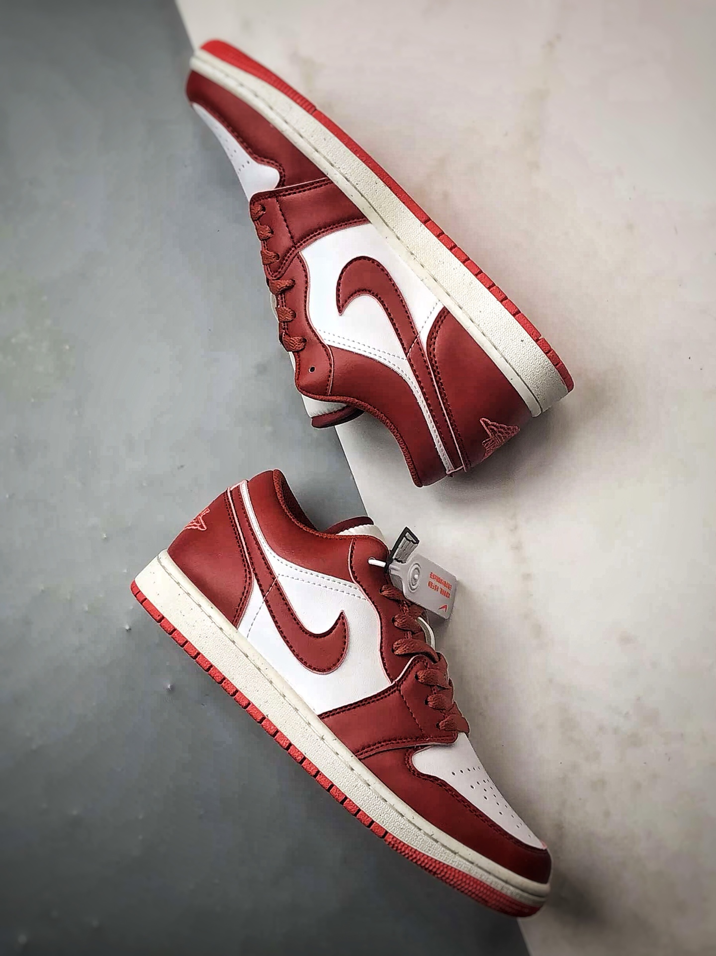 220 Air Jordan 1 Low 沙丘红 FJ3459-160-Chinese UA Cheap High Quatity Brand Clothes Bags handbags Sneakers wholesale wholesaler seller from China Factory suppliers Fashion Clothing Shoes best Quality Beautiful Price 220 Air Jordan 1 Low 沙丘红 FJ3459-160