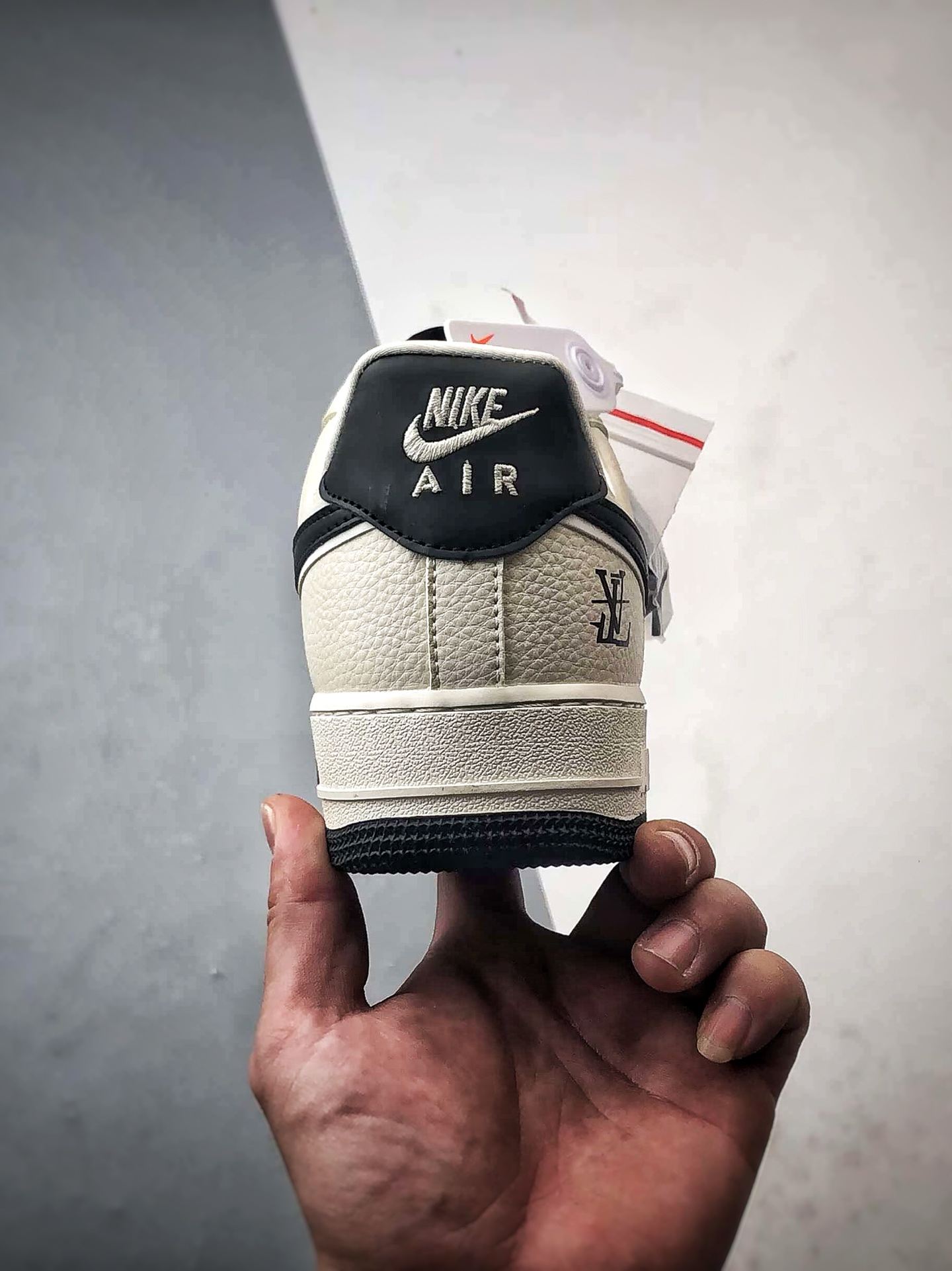 280 LV x Air Force 1 Low 米白黑 LD1999-001-Chinese UA Cheap High Quatity Brand Clothes Bags handbags Sneakers wholesale wholesaler seller from China Factory suppliers Fashion Clothing Shoes best Quality Beautiful Price 280 LV x Air Force 1 Low 米白黑 LD1999-001
