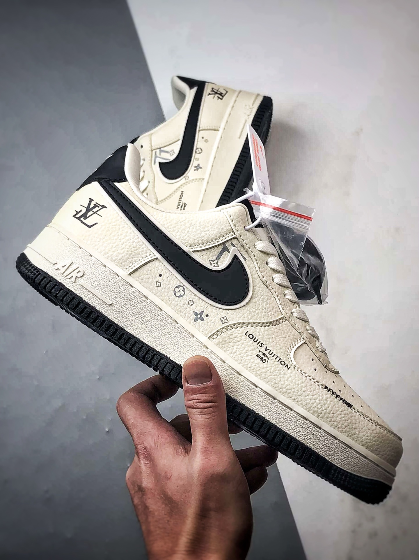 280 LV x Air Force 1 Low 米白黑 LD1999-001-Chinese UA Cheap High Quatity Brand Clothes Bags handbags Sneakers wholesale wholesaler seller from China Factory suppliers Fashion Clothing Shoes best Quality Beautiful Price 280 LV x Air Force 1 Low 米白黑 LD1999-001
