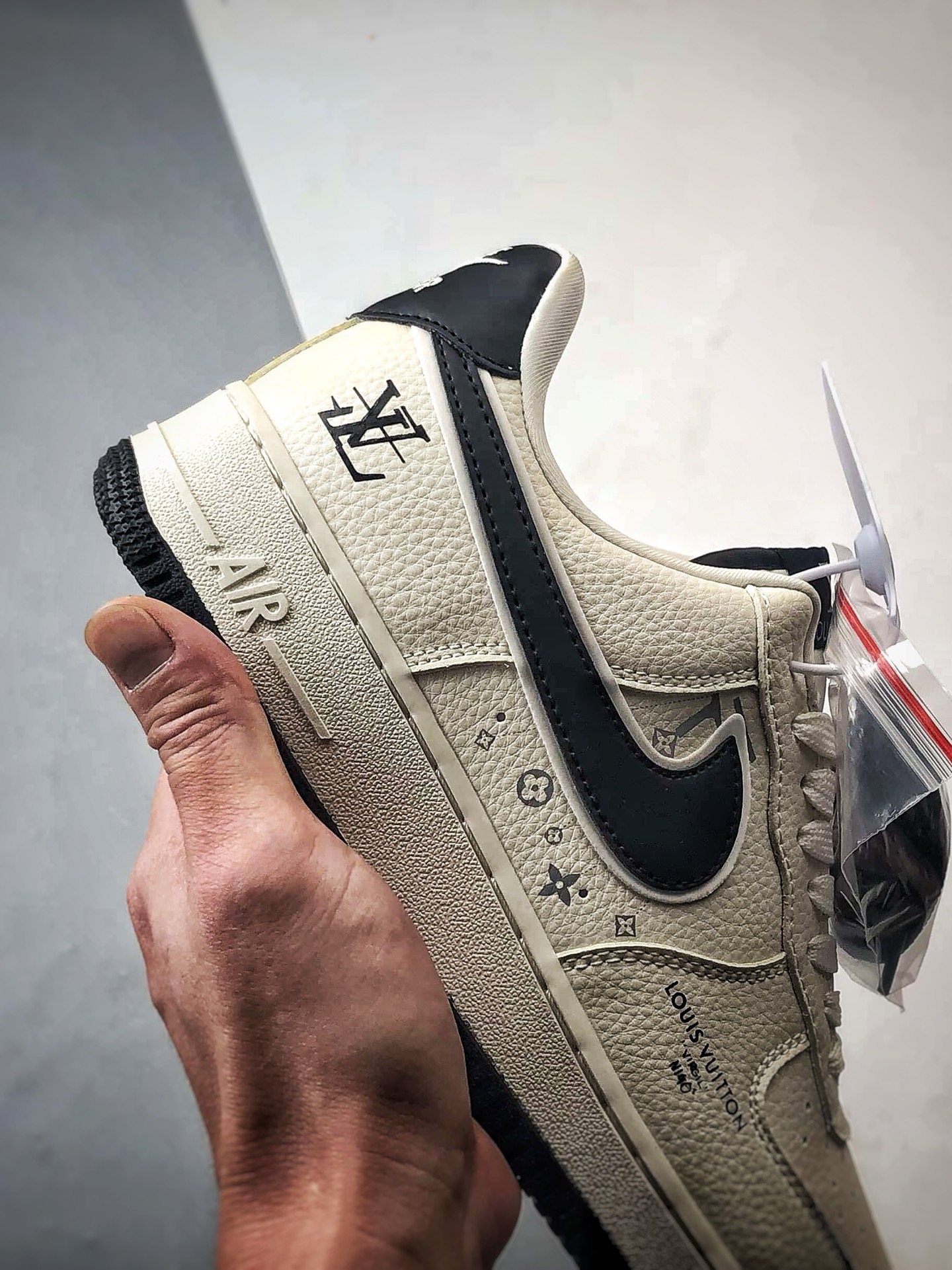 280 LV x Air Force 1 Low 米白黑 LD1999-001-Chinese UA Cheap High Quatity Brand Clothes Bags handbags Sneakers wholesale wholesaler seller from China Factory suppliers Fashion Clothing Shoes best Quality Beautiful Price 280 LV x Air Force 1 Low 米白黑 LD1999-001