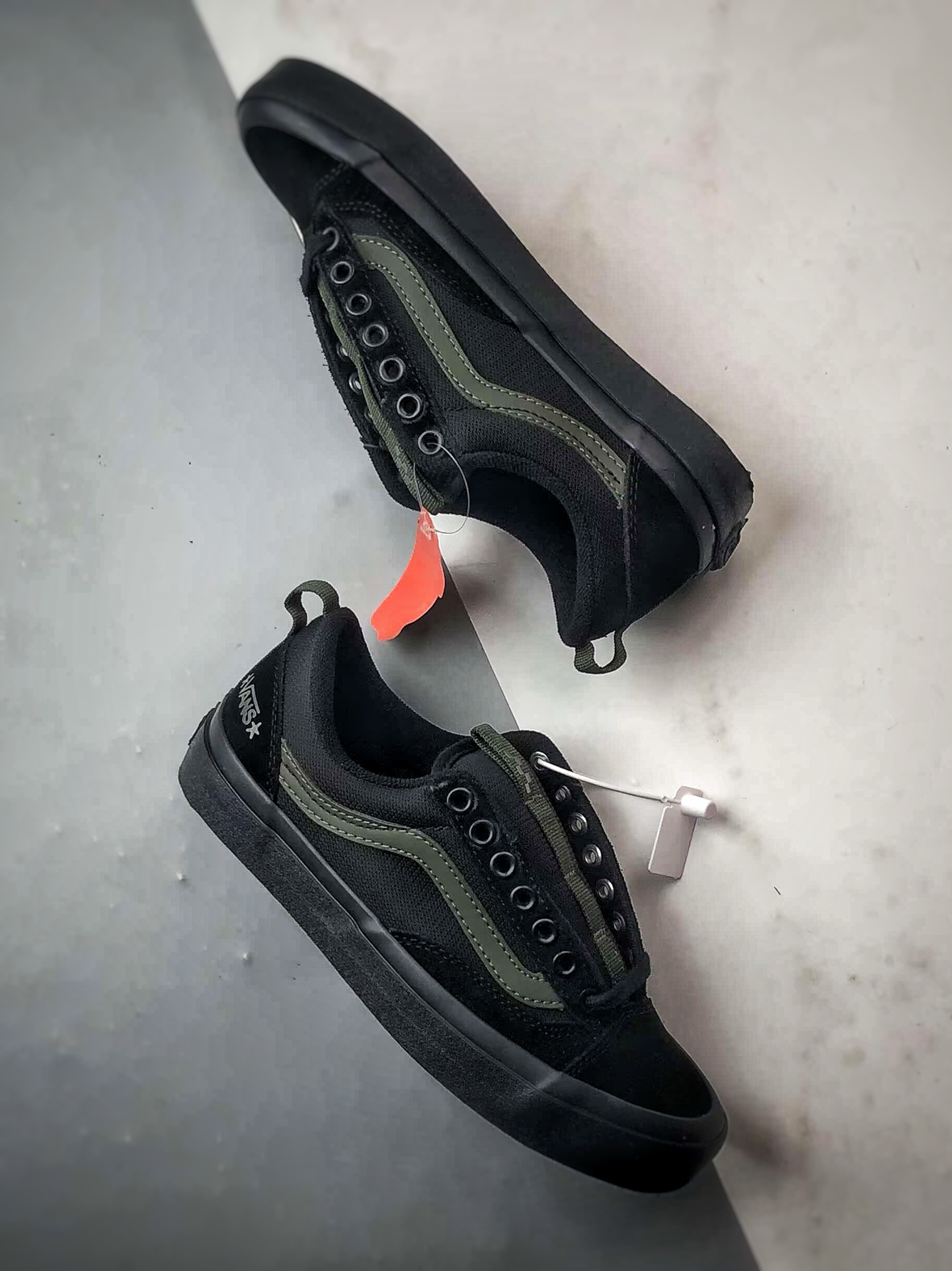 160 Atiba Jefferson x Vans Old Skool 36 黑色 万斯同步 低帮经典舒适滑板鞋 VN000D5RNLX-Chinese UA Cheap High Quatity Brand Clothes Bags handbags Sneakers wholesale wholesaler seller from China Factory suppliers Fashion Clothing Shoes best Quality Beautiful Price 160 Atiba Jefferson x Vans Old Skool 36 黑色 万斯同步 低帮经典舒适滑板鞋 VN000D5RNLX