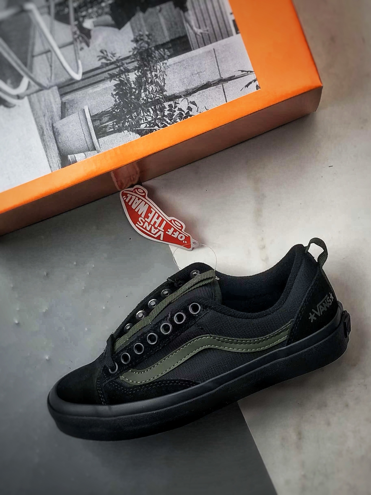 160 Atiba Jefferson x Vans Old Skool 36 黑色 万斯同步 低帮经典舒适滑板鞋 VN000D5RNLX-Chinese UA Cheap High Quatity Brand Clothes Bags handbags Sneakers wholesale wholesaler seller from China Factory suppliers Fashion Clothing Shoes best Quality Beautiful Price 160 Atiba Jefferson x Vans Old Skool 36 黑色 万斯同步 低帮经典舒适滑板鞋 VN000D5RNLX