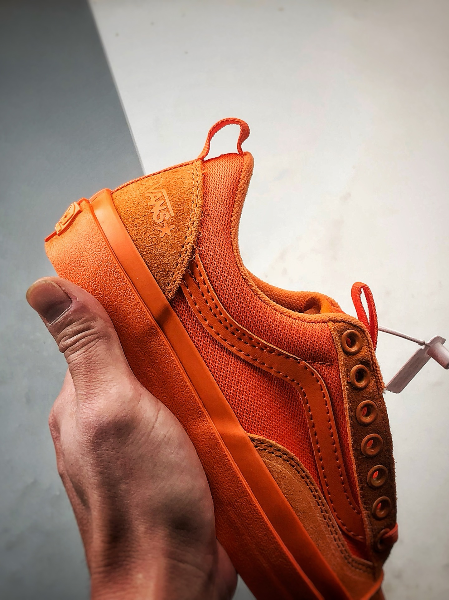 180 Atiba Jefferson x Vans Old Skool 36 橙色 万斯同步 低帮经典舒适滑板鞋 VN000D5R12Q-Chinese UA Cheap High Quatity Brand Clothes Bags handbags Sneakers wholesale wholesaler seller from China Factory suppliers Fashion Clothing Shoes best Quality Beautiful Price 180 Atiba Jefferson x Vans Old Skool 36 橙色 万斯同步 低帮经典舒适滑板鞋 VN000D5R12Q
