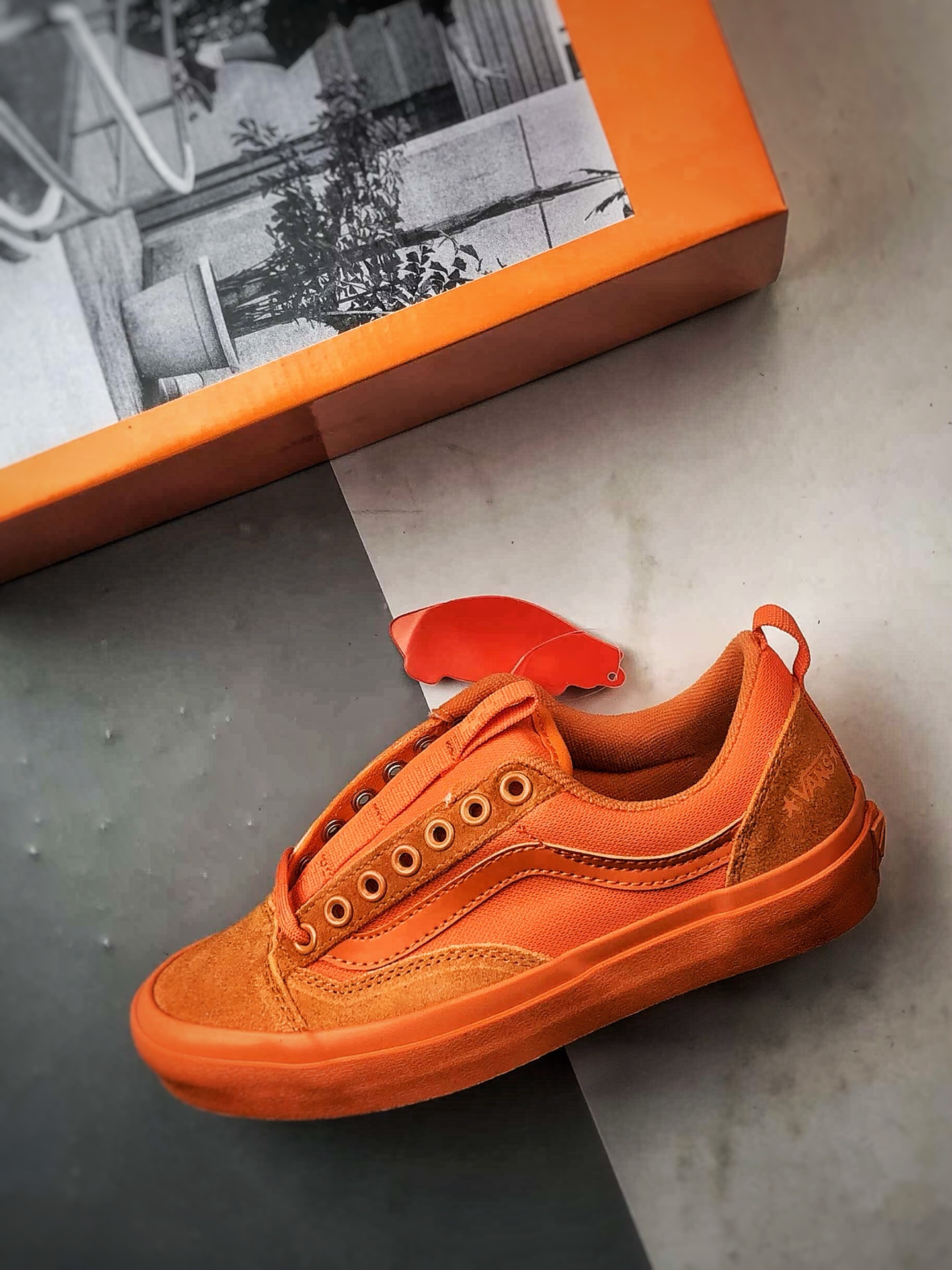 180 Atiba Jefferson x Vans Old Skool 36 橙色 万斯同步 低帮经典舒适滑板鞋 VN000D5R12Q-Chinese UA Cheap High Quatity Brand Clothes Bags handbags Sneakers wholesale wholesaler seller from China Factory suppliers Fashion Clothing Shoes best Quality Beautiful Price 180 Atiba Jefferson x Vans Old Skool 36 橙色 万斯同步 低帮经典舒适滑板鞋 VN000D5R12Q