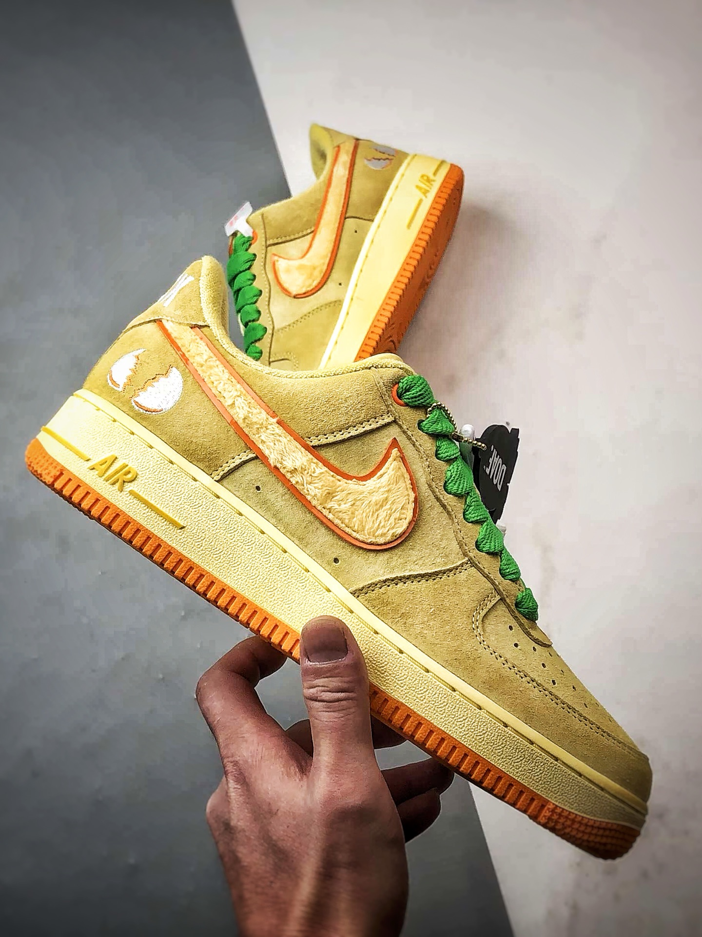 240 DOAF x Air Force 1 Low 黄色 IU7612-700