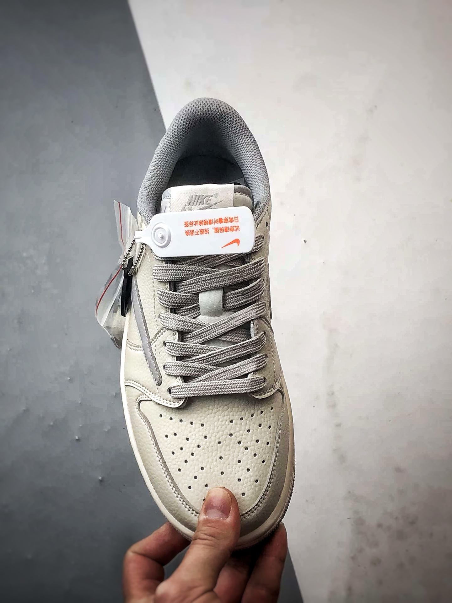 280 Air Jordan 1 Low ”高端定制” 闪电米白灰倒钩 LK1099-062-Chinese UA Cheap High Quatity Brand Clothes Bags handbags Sneakers wholesale wholesaler seller from China Factory suppliers Fashion Clothing Shoes best Quality Beautiful Price 280 Air Jordan 1 Low ”高端定制” 闪电米白灰倒钩 LK1099-062