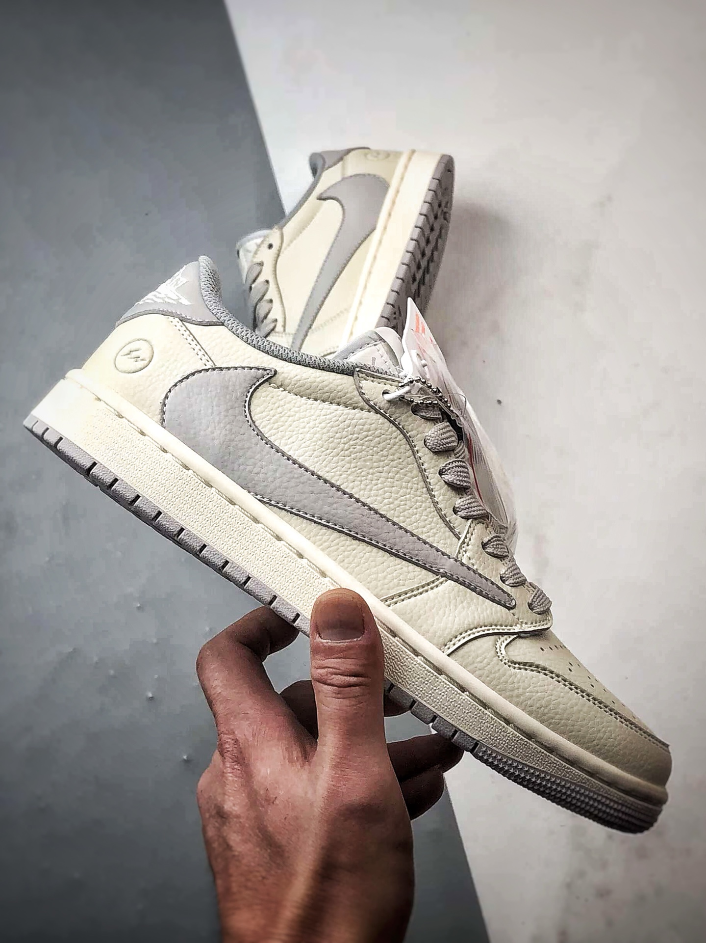280 Air Jordan 1 Low ”高端定制” 闪电米白灰倒钩 LK1099-062-Chinese UA Cheap High Quatity Brand Clothes Bags handbags Sneakers wholesale wholesaler seller from China Factory suppliers Fashion Clothing Shoes best Quality Beautiful Price 280 Air Jordan 1 Low ”高端定制” 闪电米白灰倒钩 LK1099-062