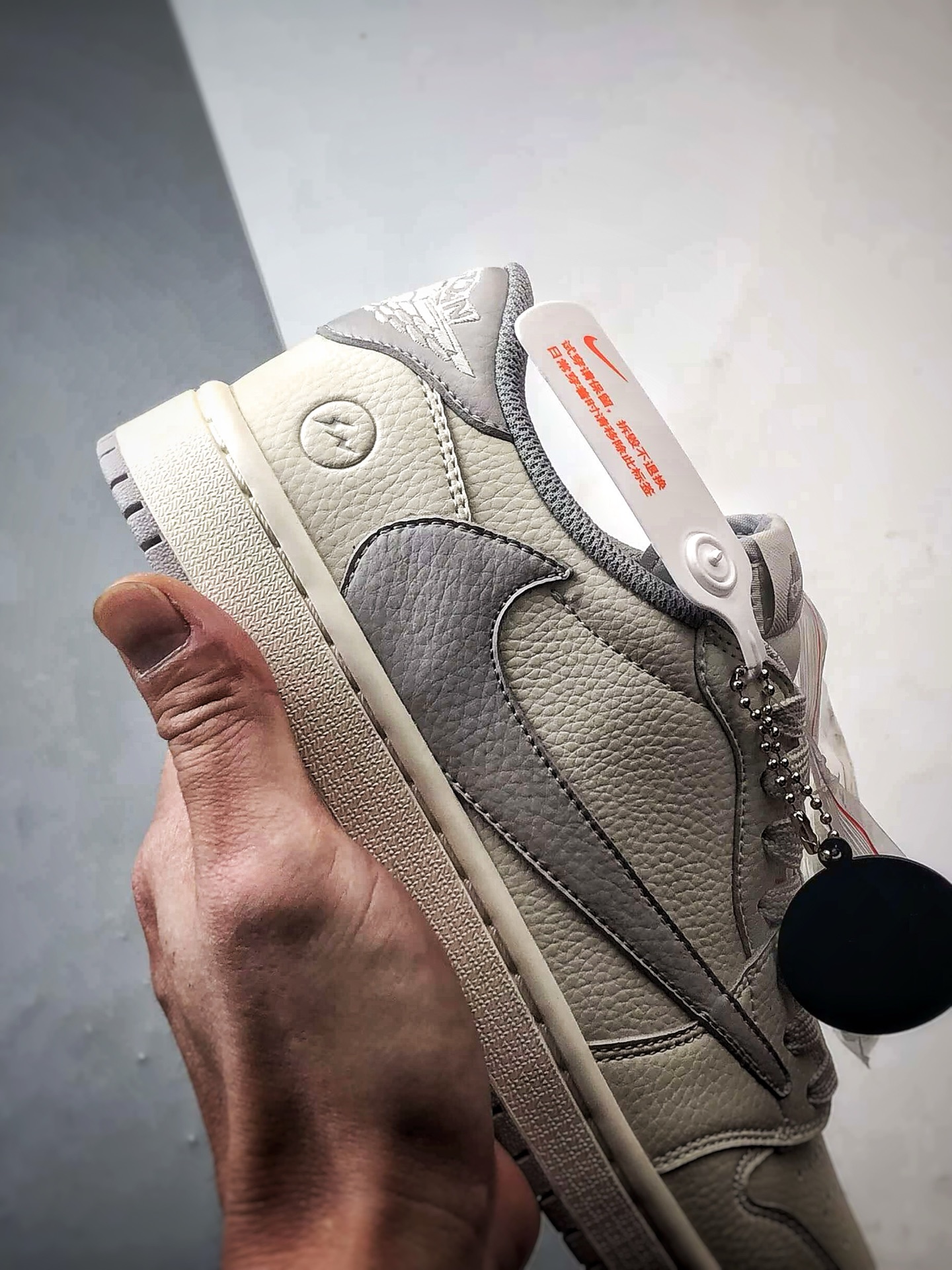 280 Air Jordan 1 Low ”高端定制” 闪电米白灰倒钩 LK1099-062-Chinese UA Cheap High Quatity Brand Clothes Bags handbags Sneakers wholesale wholesaler seller from China Factory suppliers Fashion Clothing Shoes best Quality Beautiful Price 280 Air Jordan 1 Low ”高端定制” 闪电米白灰倒钩 LK1099-062
