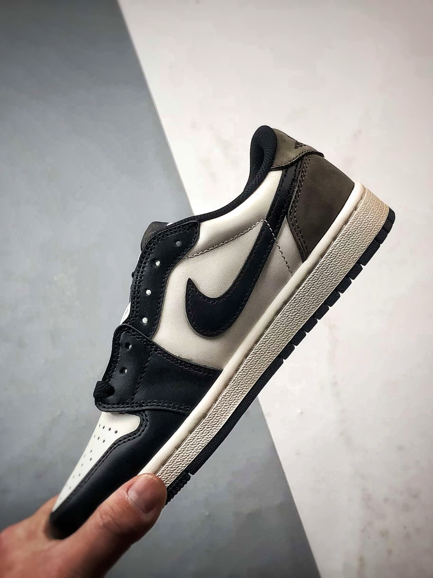 320 Air Jordan 1 Low ”Mocha” 摩卡黑白棕 CZ0790-102-Chinese UA Cheap High Quatity Brand Clothes Bags handbags Sneakers wholesale wholesaler seller from China Factory suppliers Fashion Clothing Shoes best Quality Beautiful Price 320 Air Jordan 1 Low ”Mocha” 摩卡黑白棕 CZ0790-102